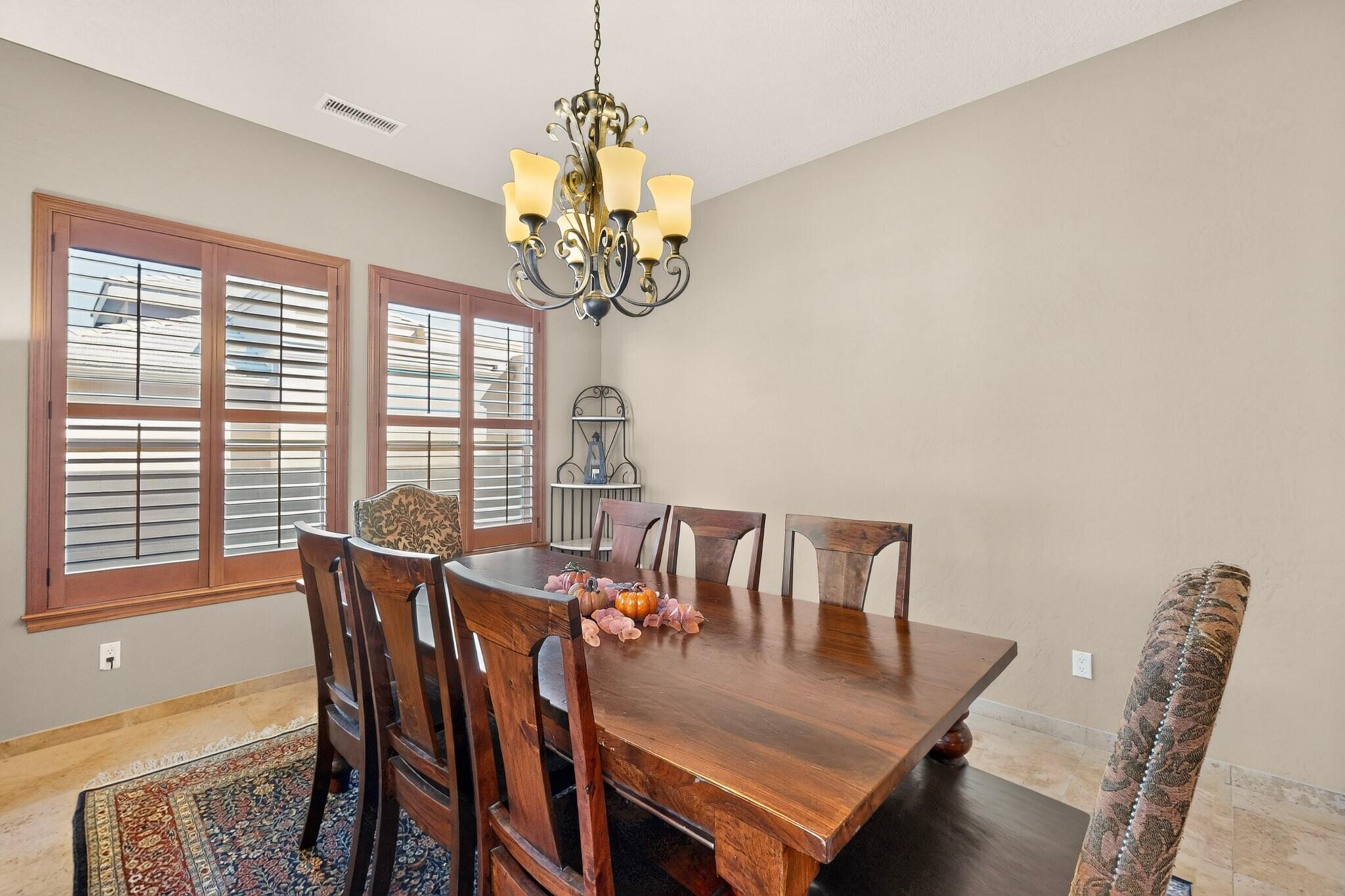 3805 Bay Hill Loop SE