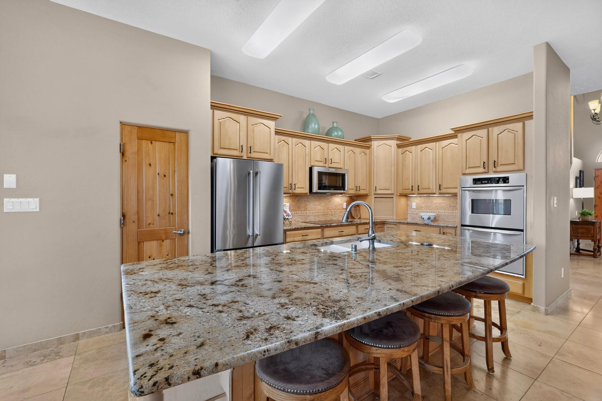 3805 Bay Hill Loop SE