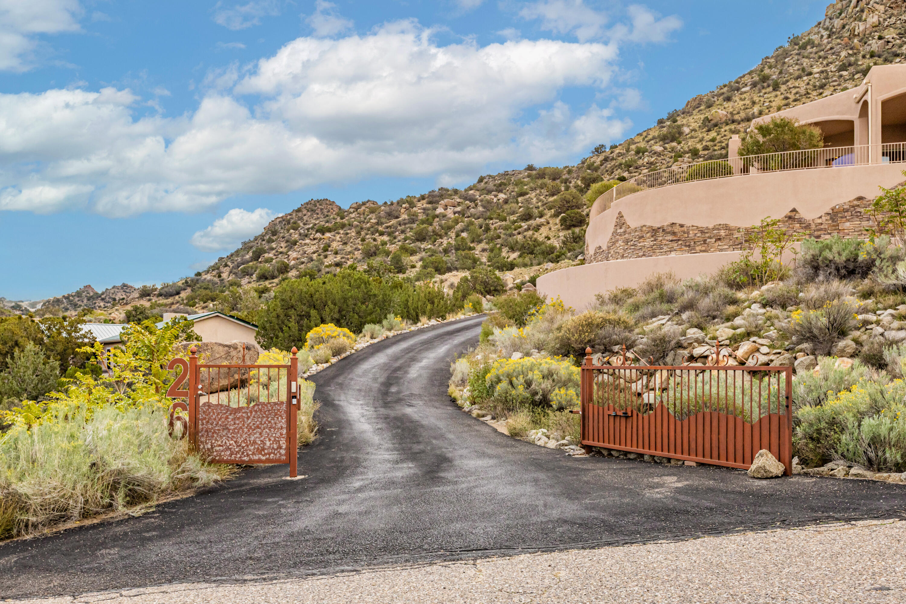 26 Desert Sky Road SE