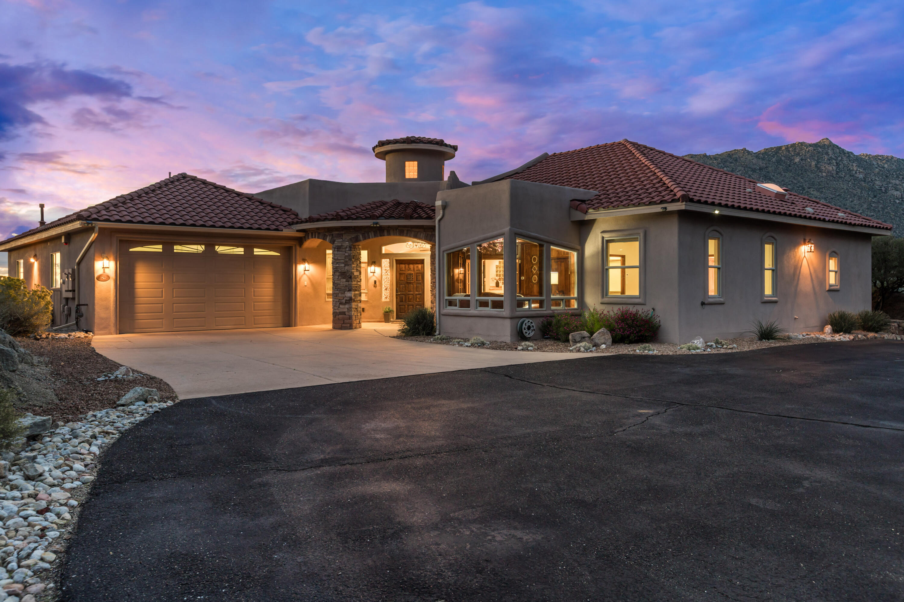 26 Desert Sky Road SE