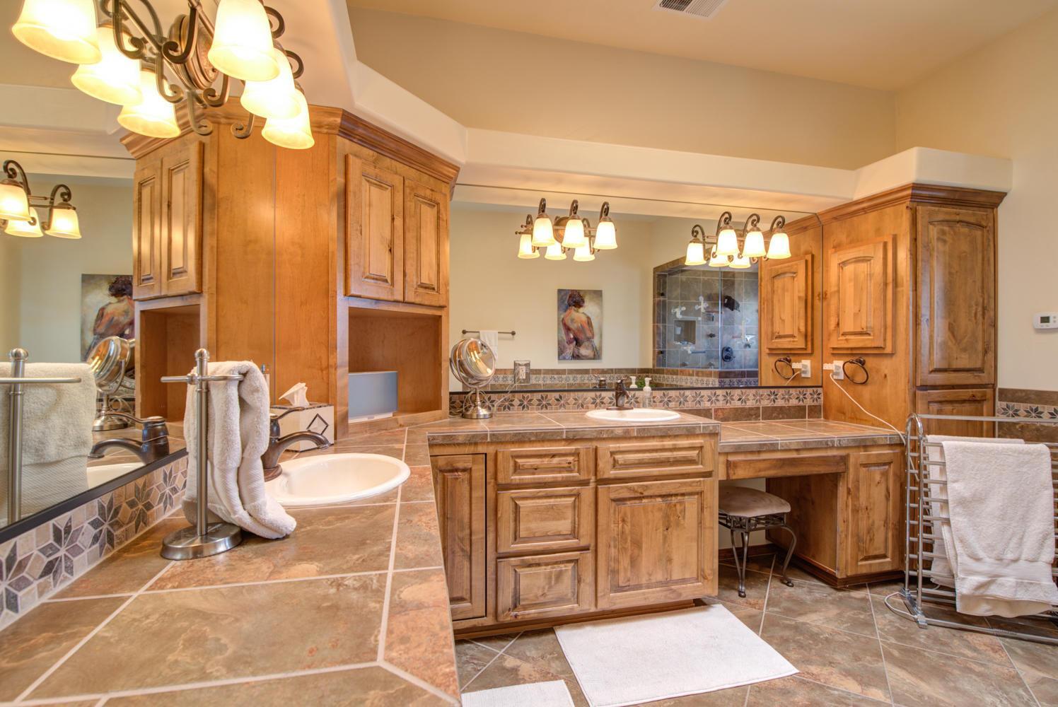 26 Desert Sky Road SE