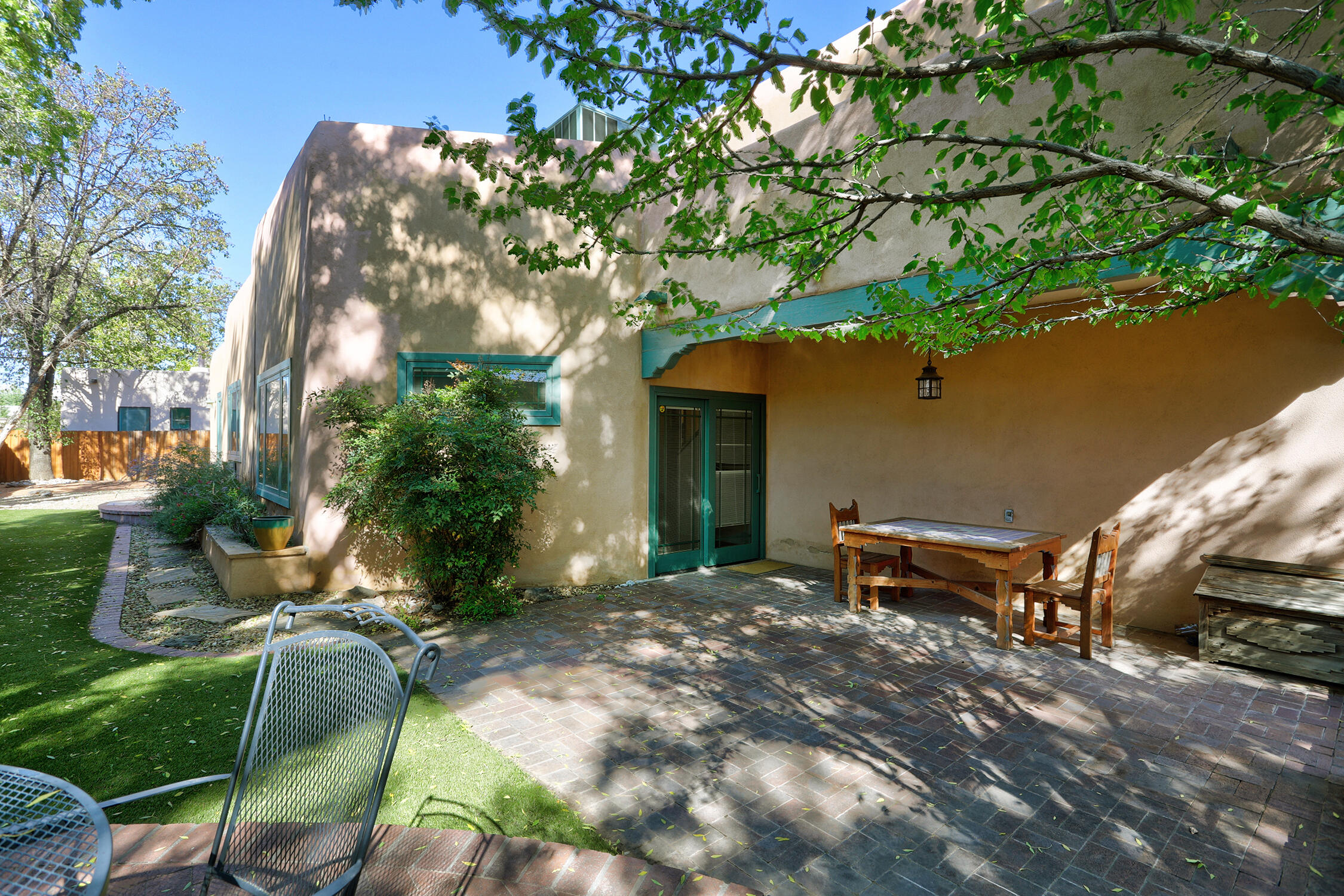 2109 Ryan Place NW