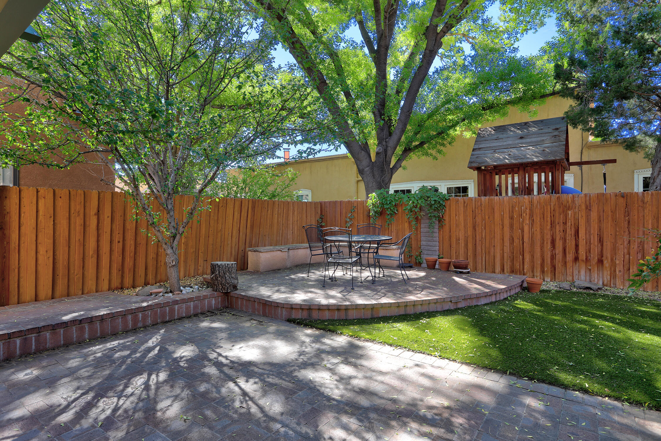 2109 Ryan Place NW