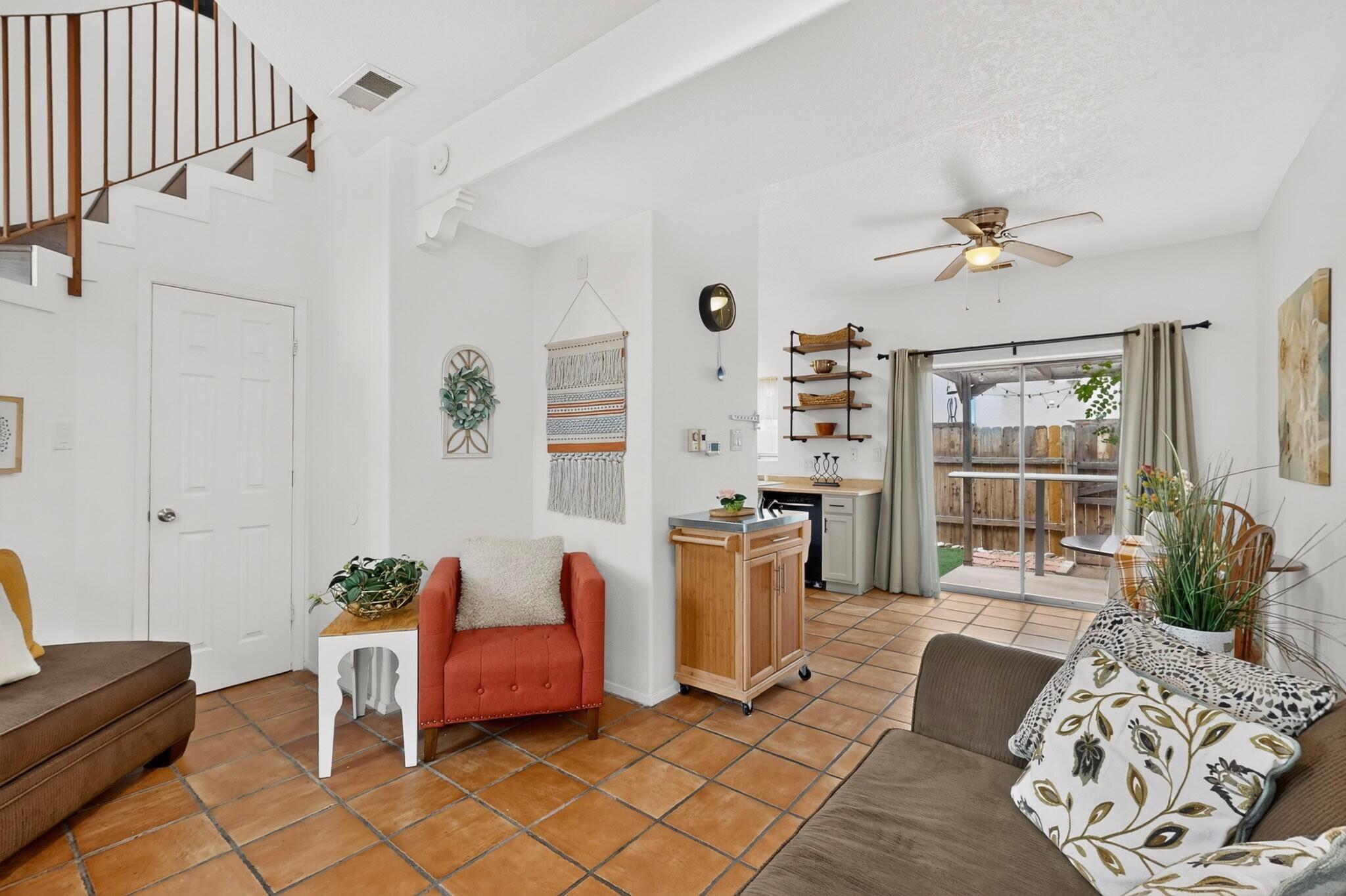 615 Menaul Boulevard NW UNIT C