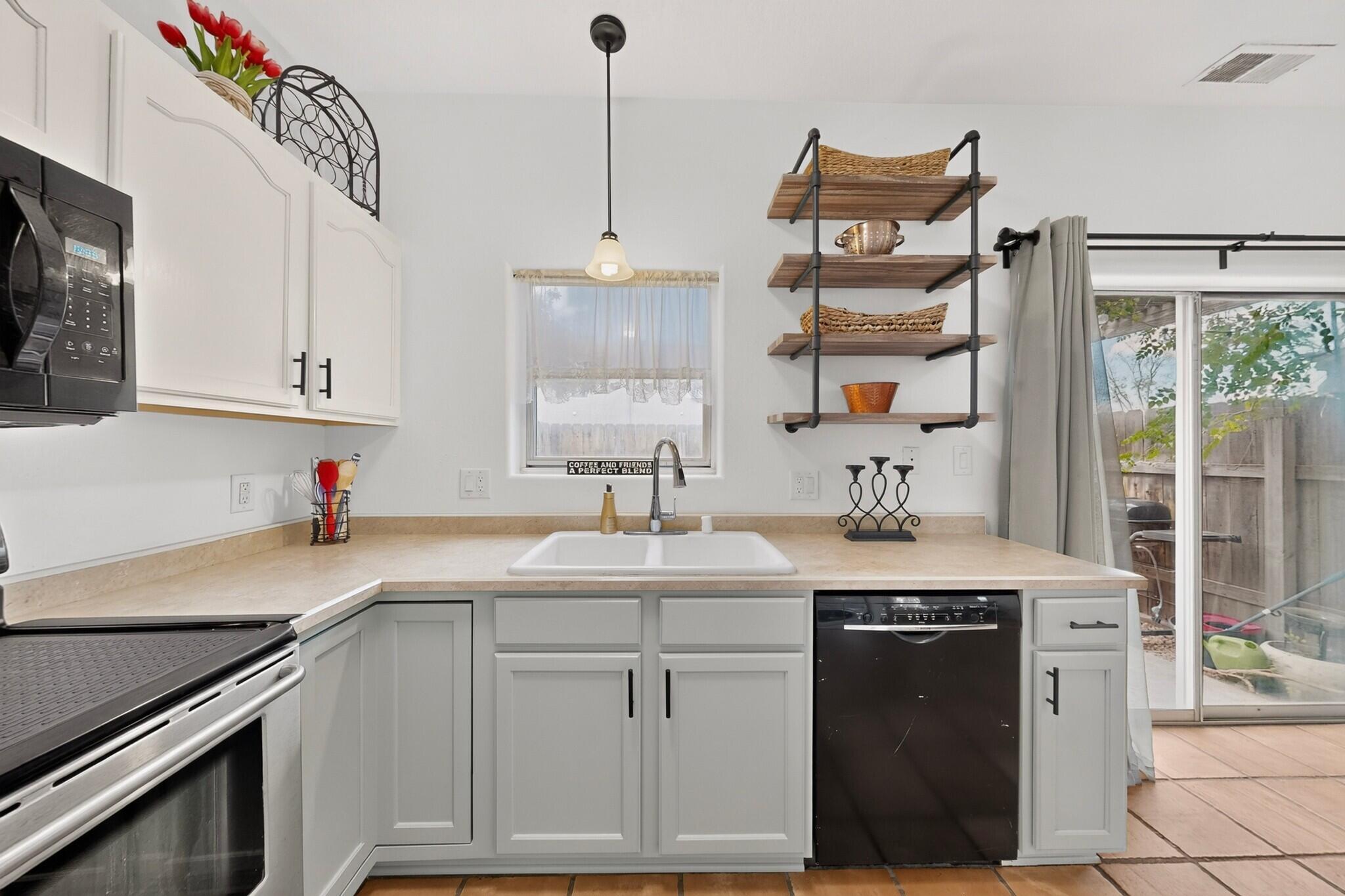 615 Menaul Boulevard NW UNIT C