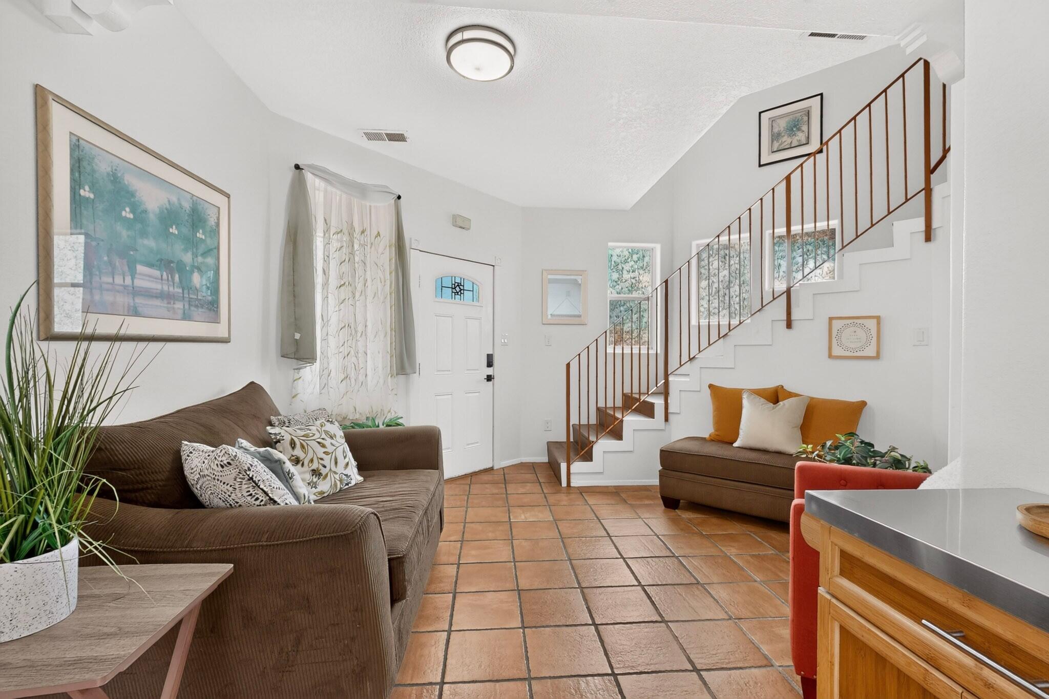 615 Menaul Boulevard NW UNIT C