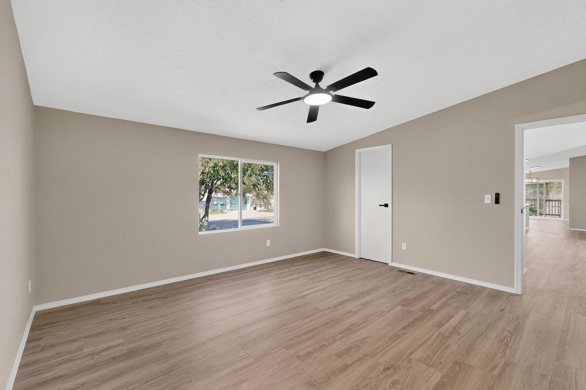 212 Clark Road SW