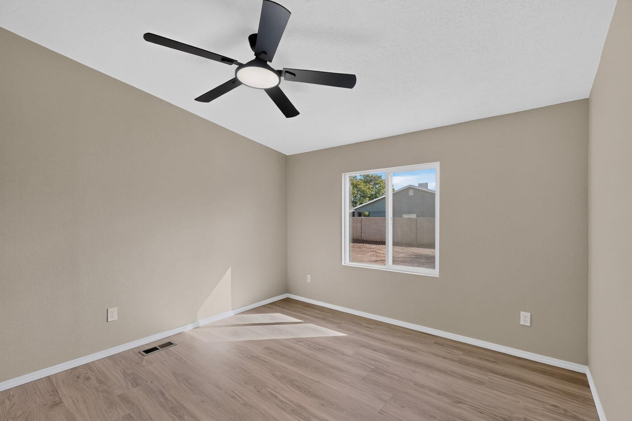 212 Clark Road SW