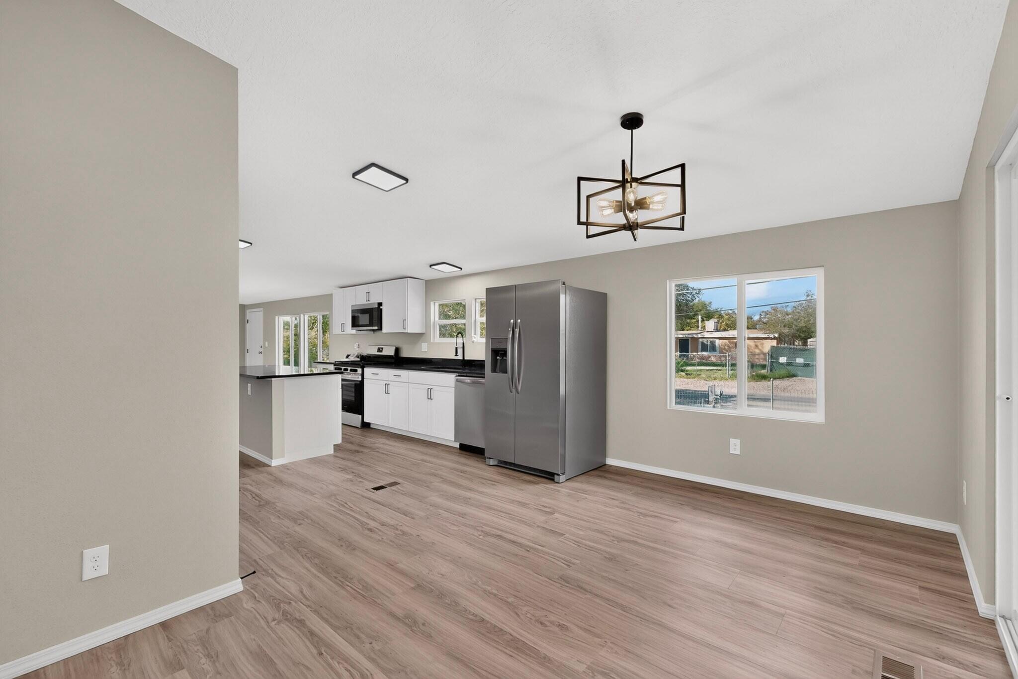 212 Clark Road SW