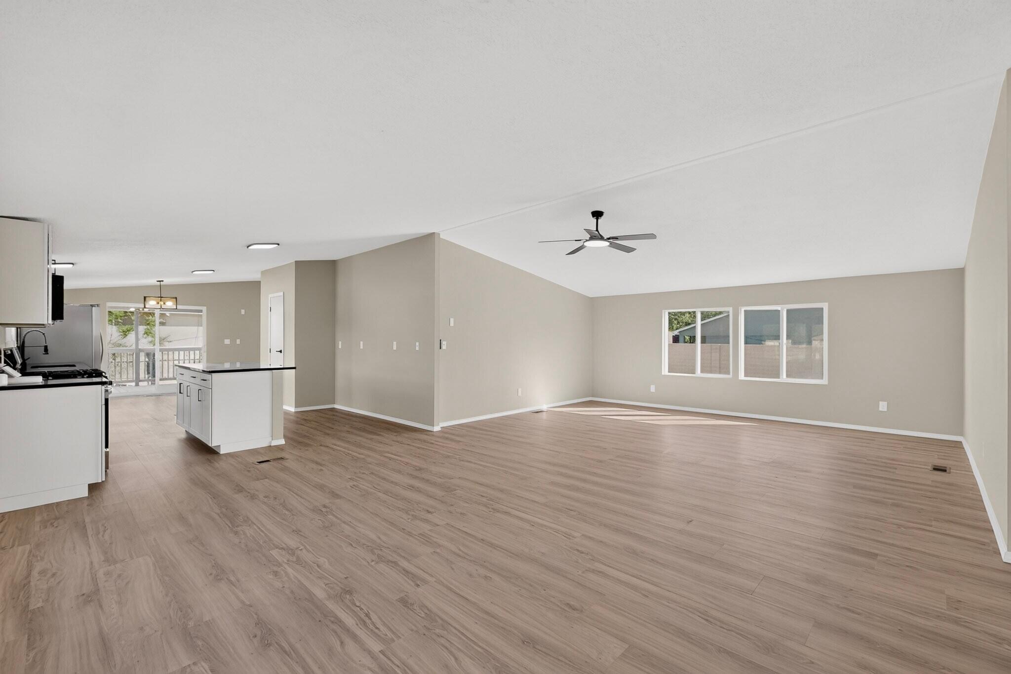 212 Clark Road SW