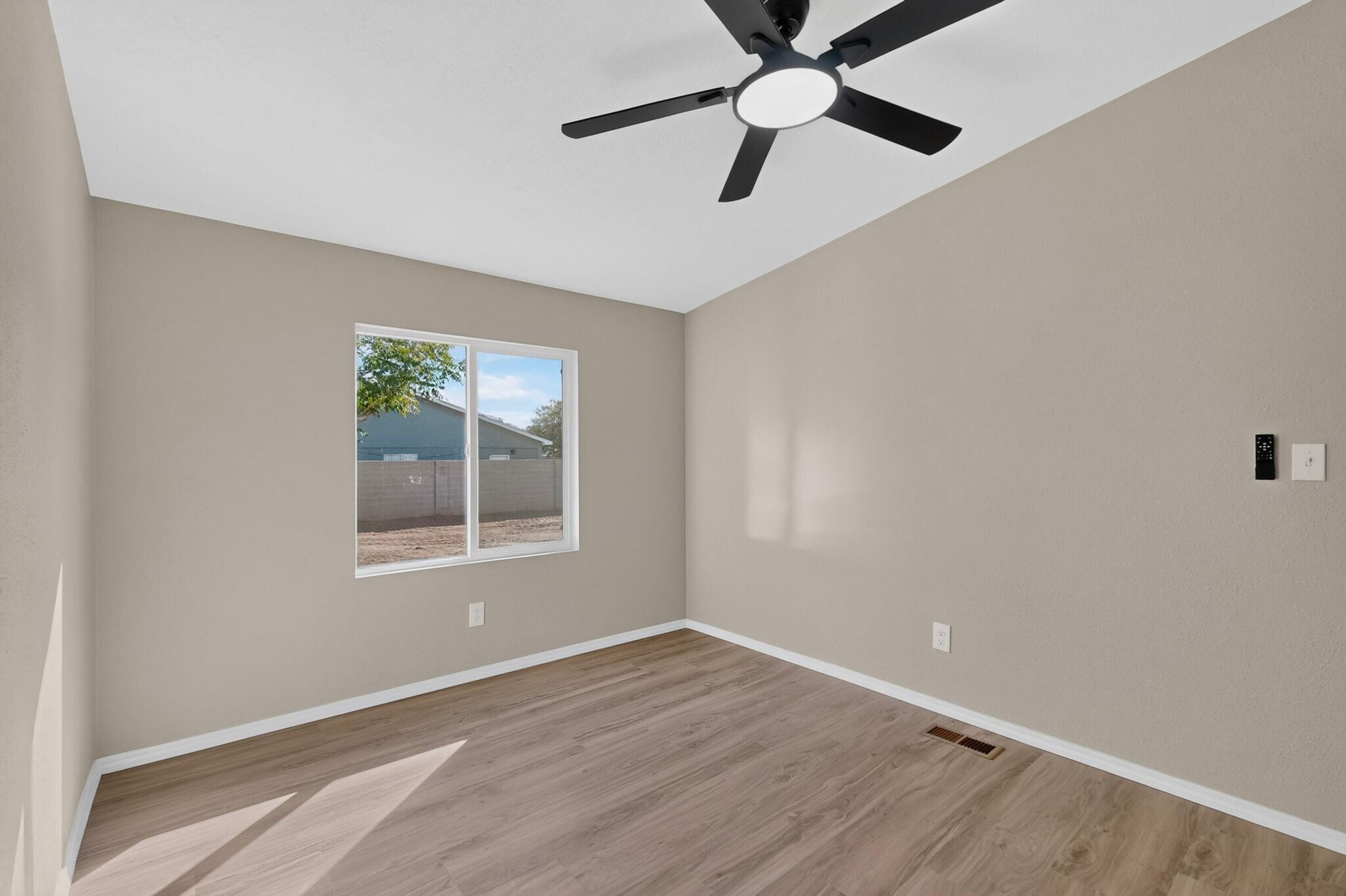 212 Clark Road SW