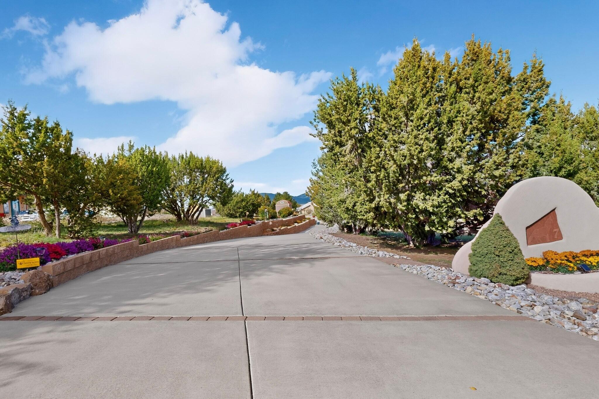 7 Camino Coyote