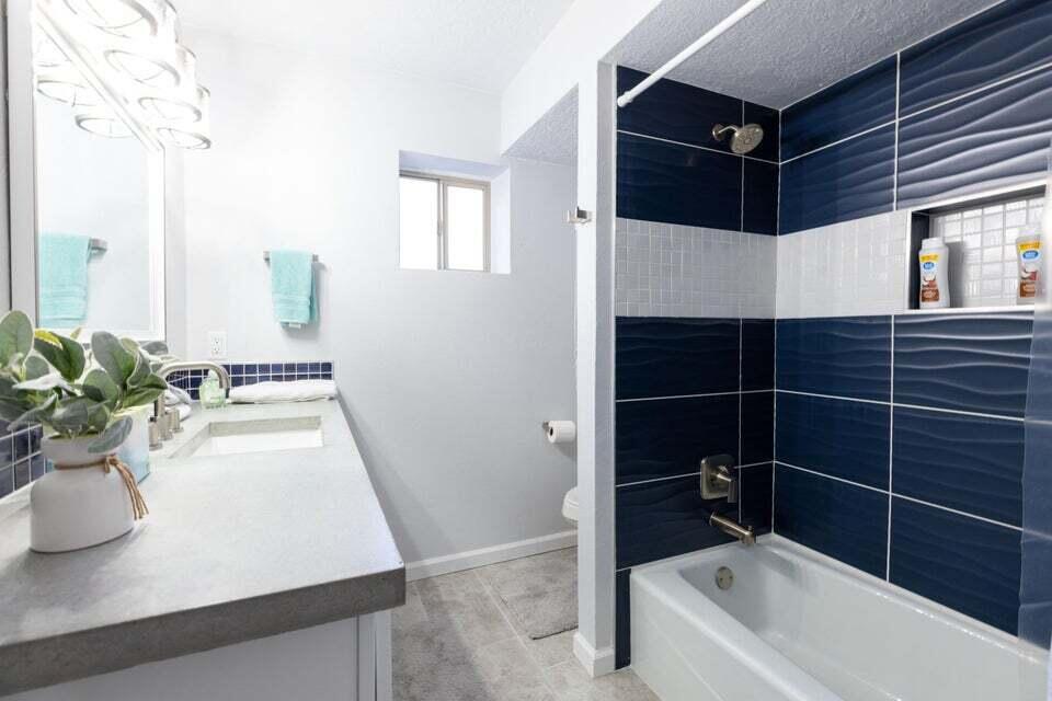 715 Branding Iron Drive SE