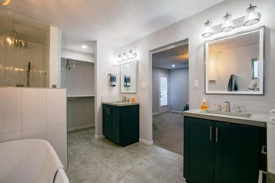 715 Branding Iron Drive SE