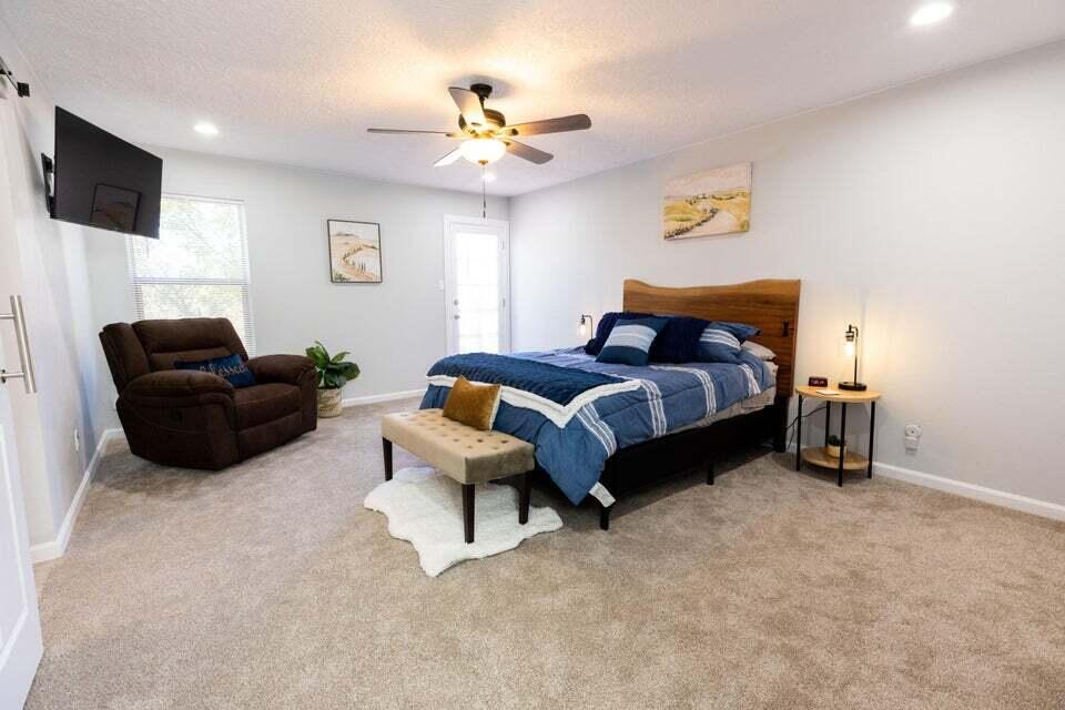 715 Branding Iron Drive SE