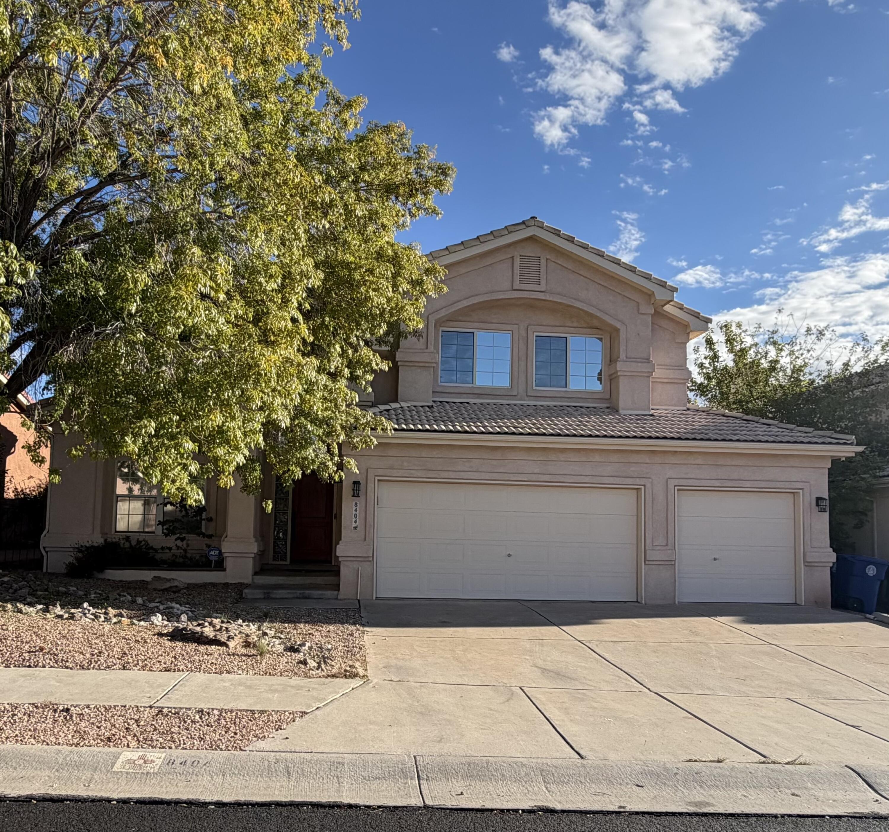 8404 Calle Primera NW