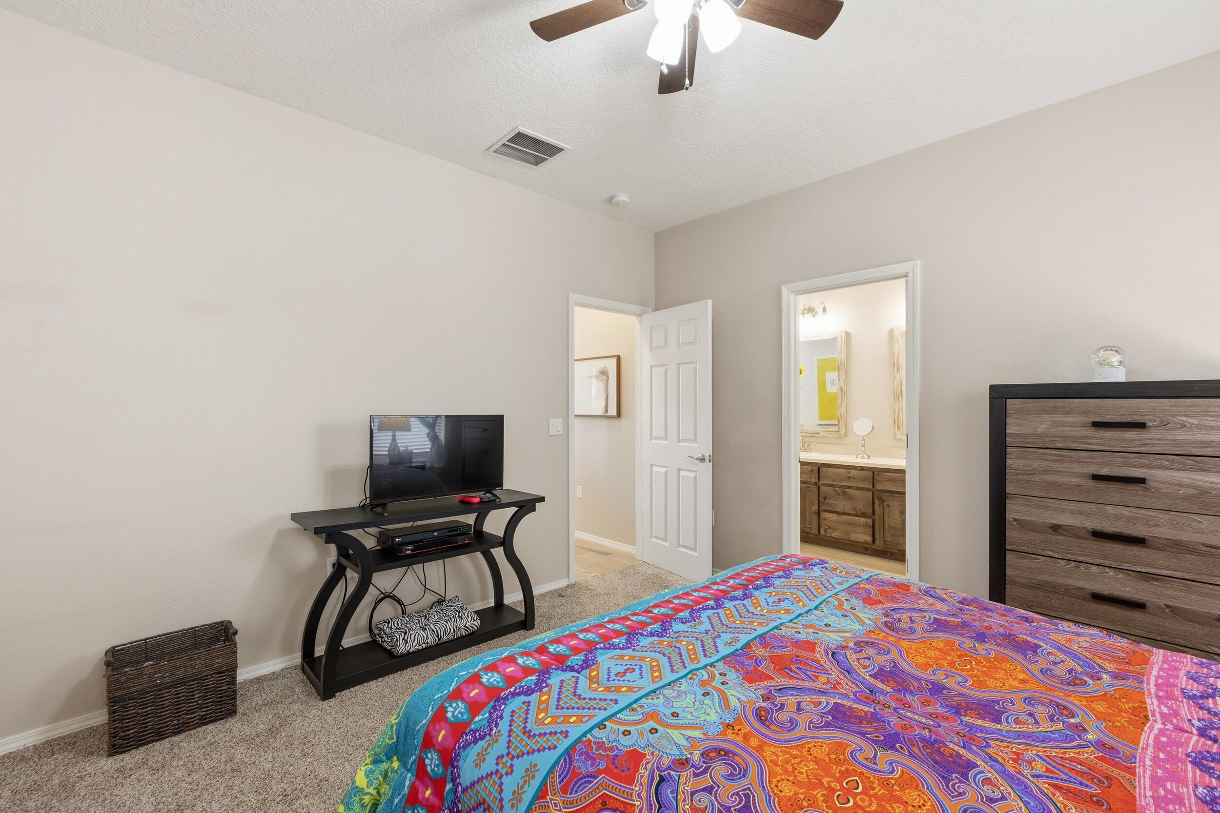 315 Sunrise Bluffs Drive