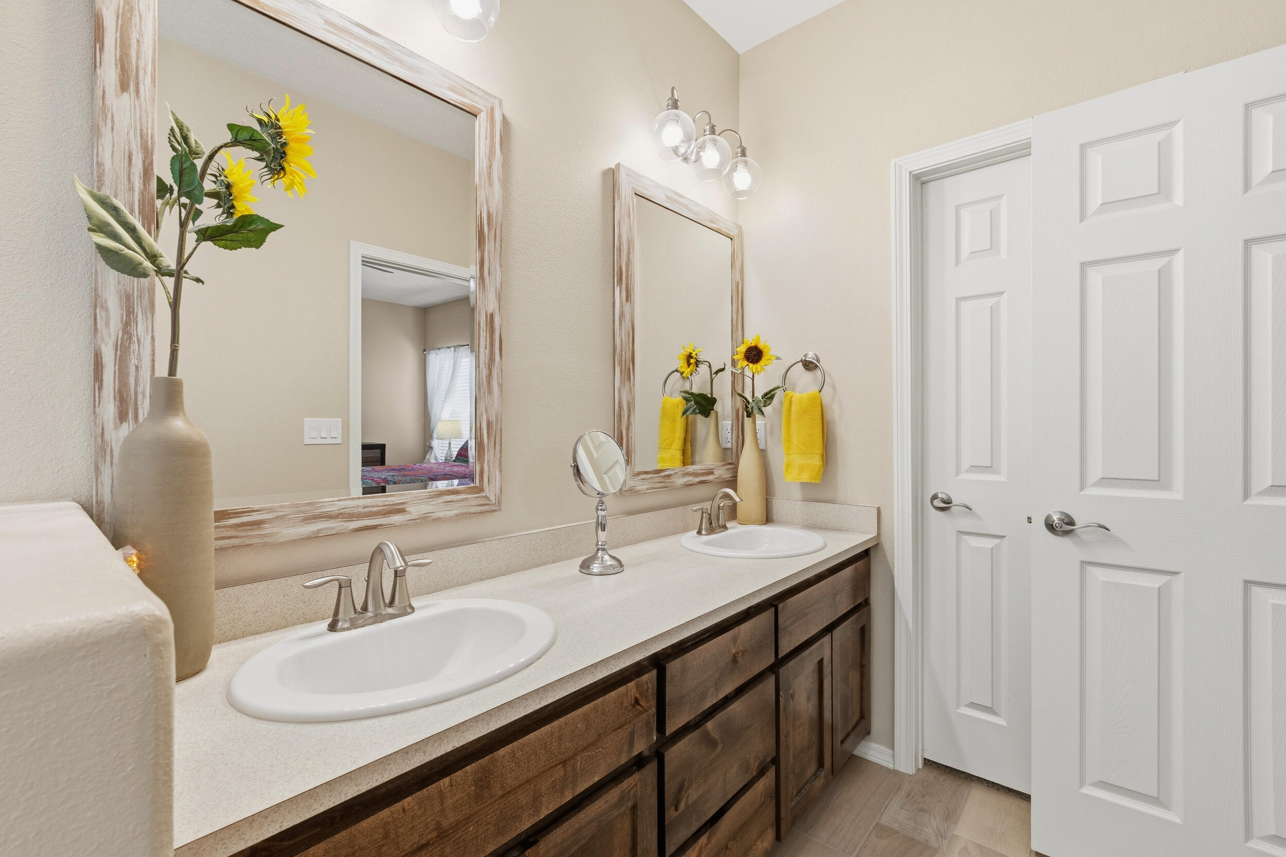 315 Sunrise Bluffs Drive