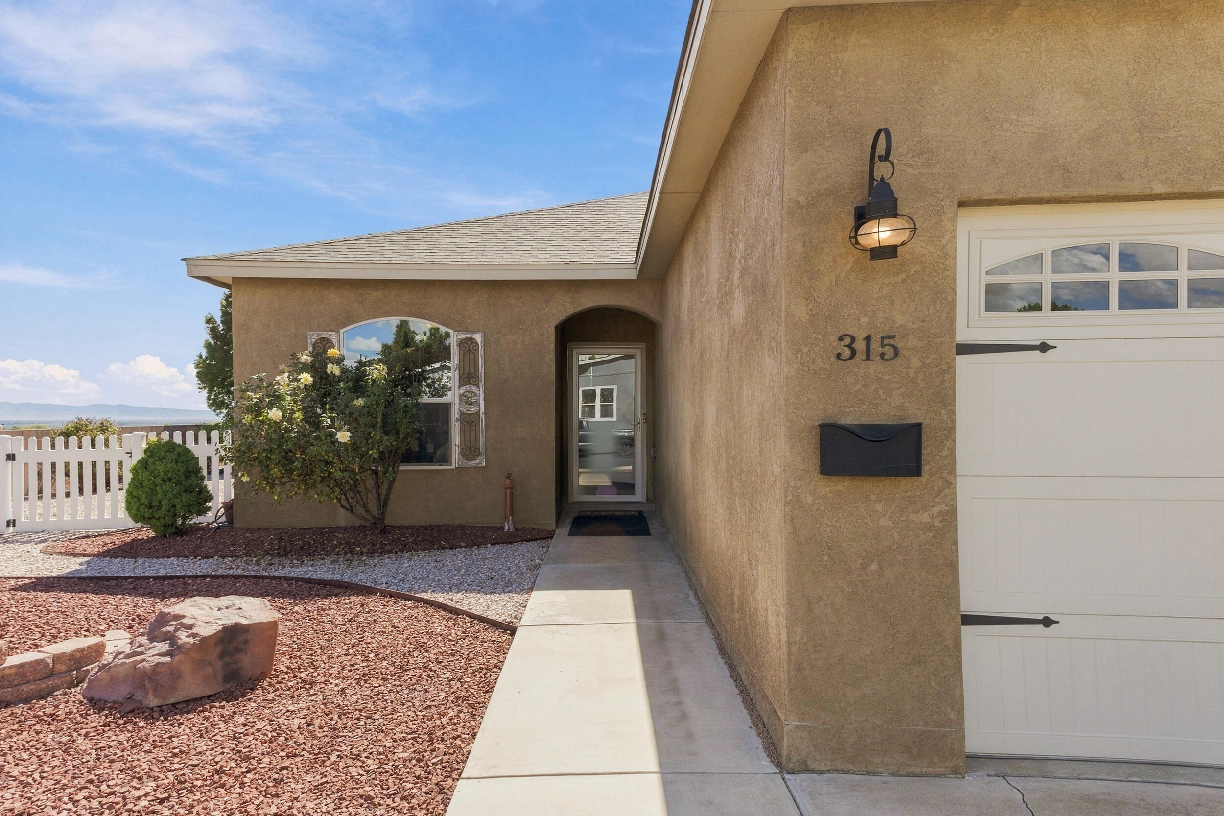 315 Sunrise Bluffs Drive