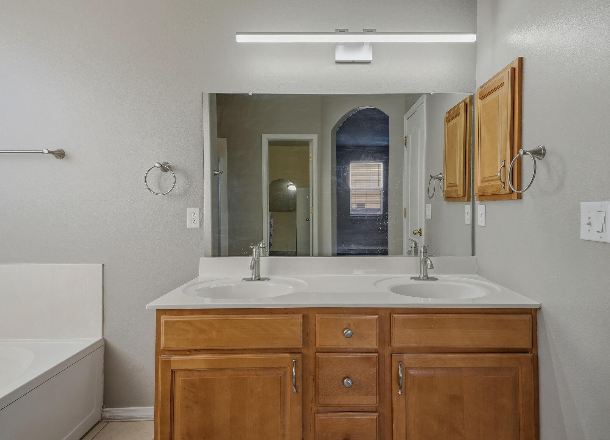 9320 Battle Creek Trail NW