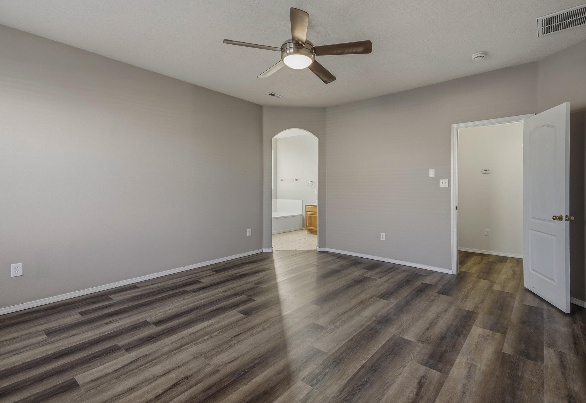 9320 Battle Creek Trail NW