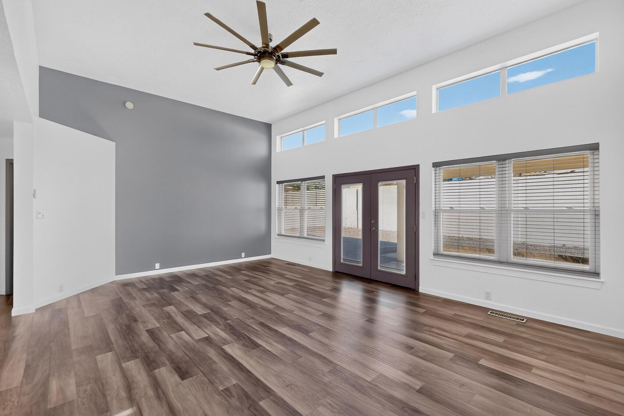 233 Nicklaus Drive SE