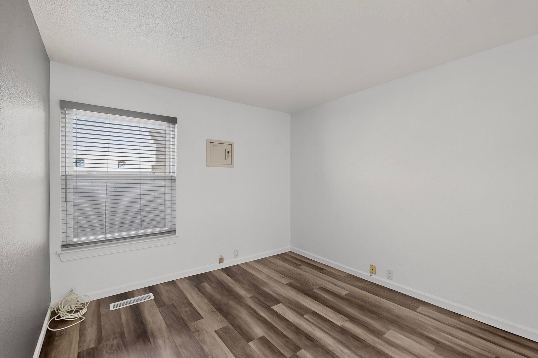 233 Nicklaus Drive SE