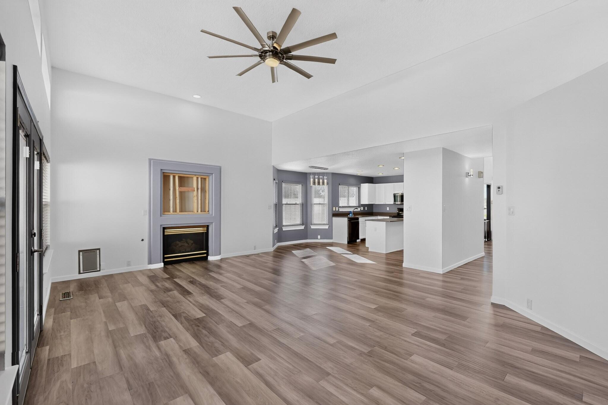 233 Nicklaus Drive SE