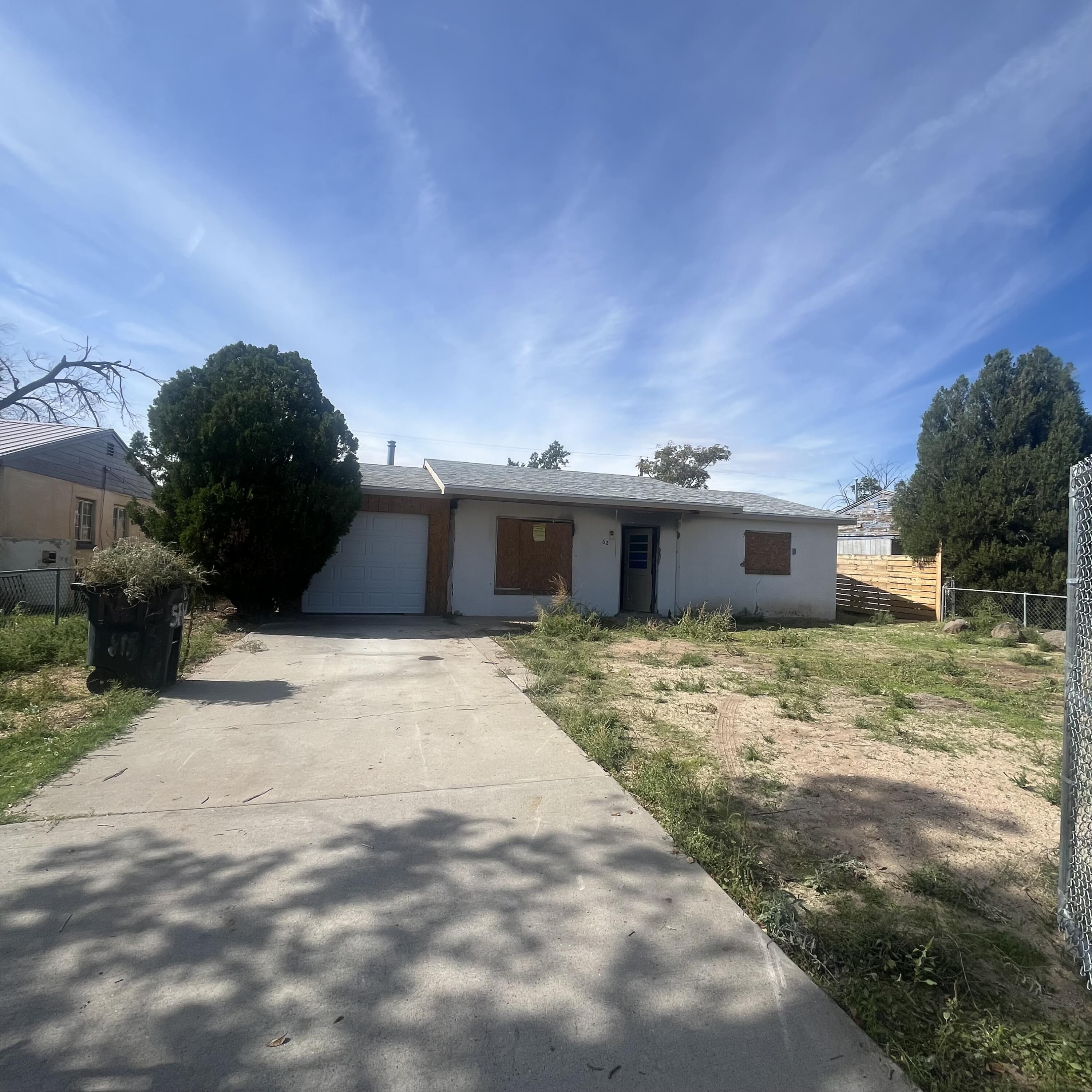 629 Ortiz Drive SE