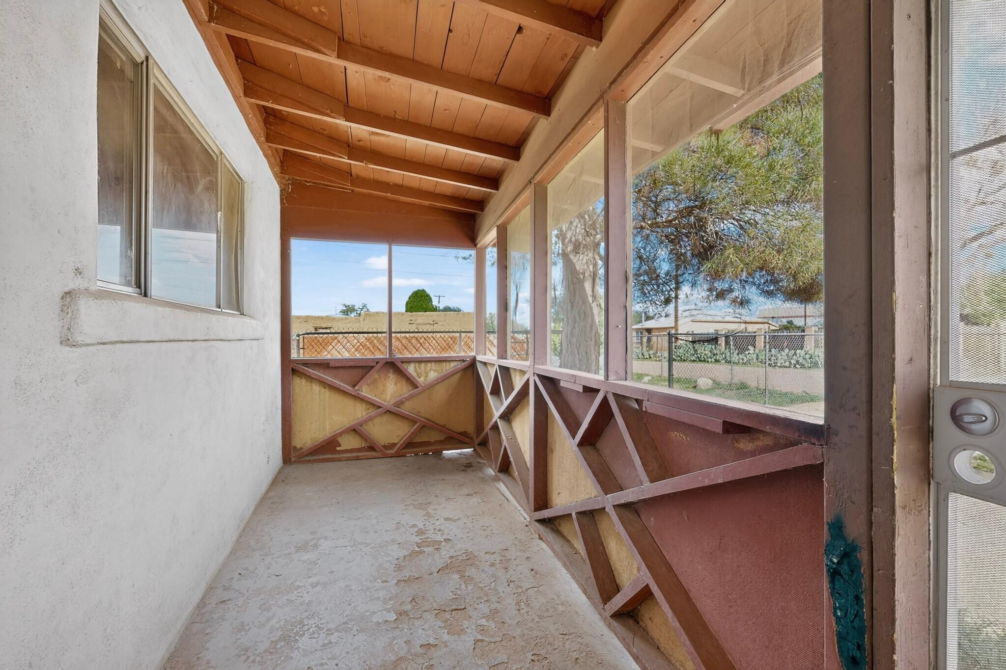 35 Llanito Road