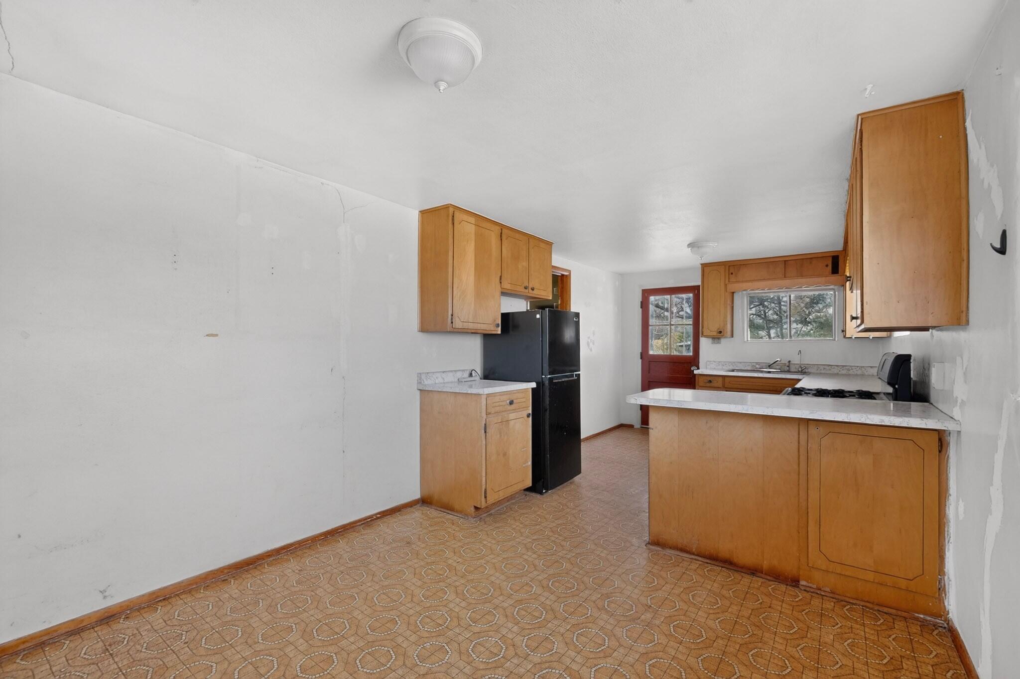 35 Llanito Road