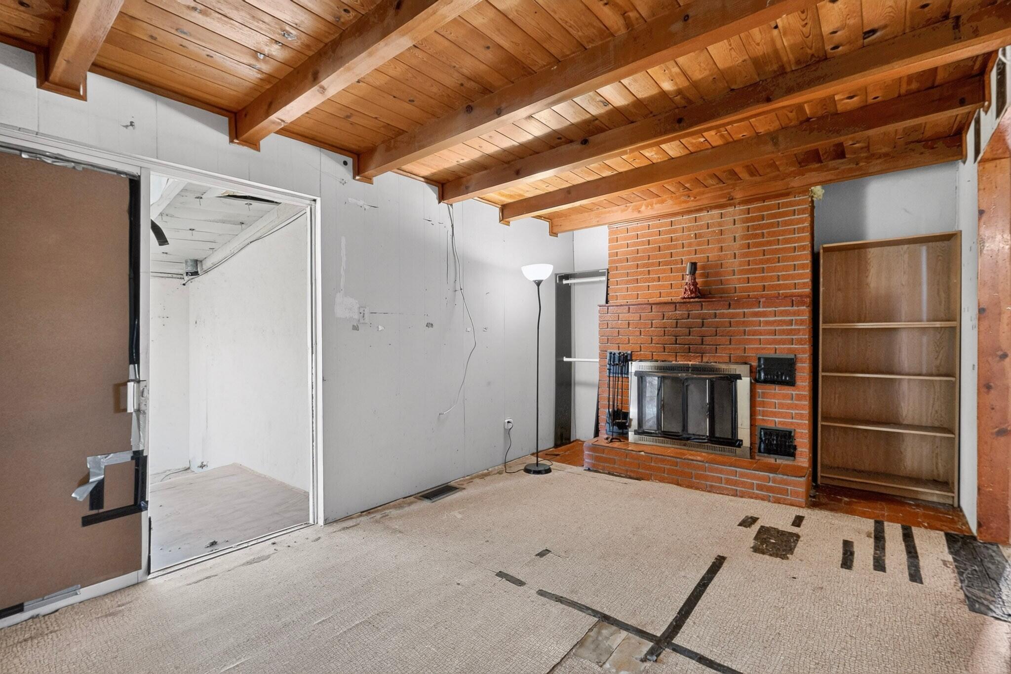 35 Llanito Road