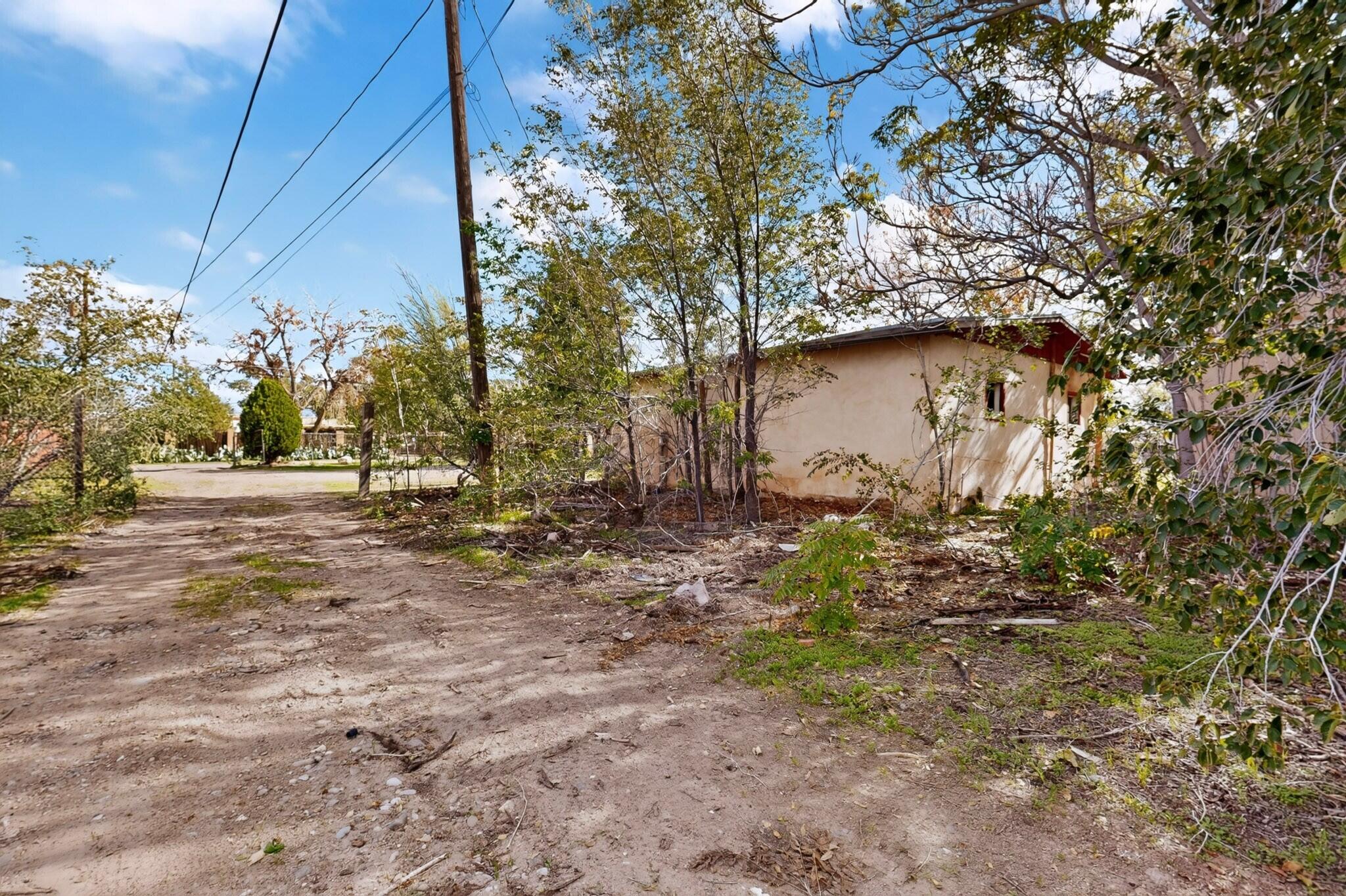 35 Llanito Road
