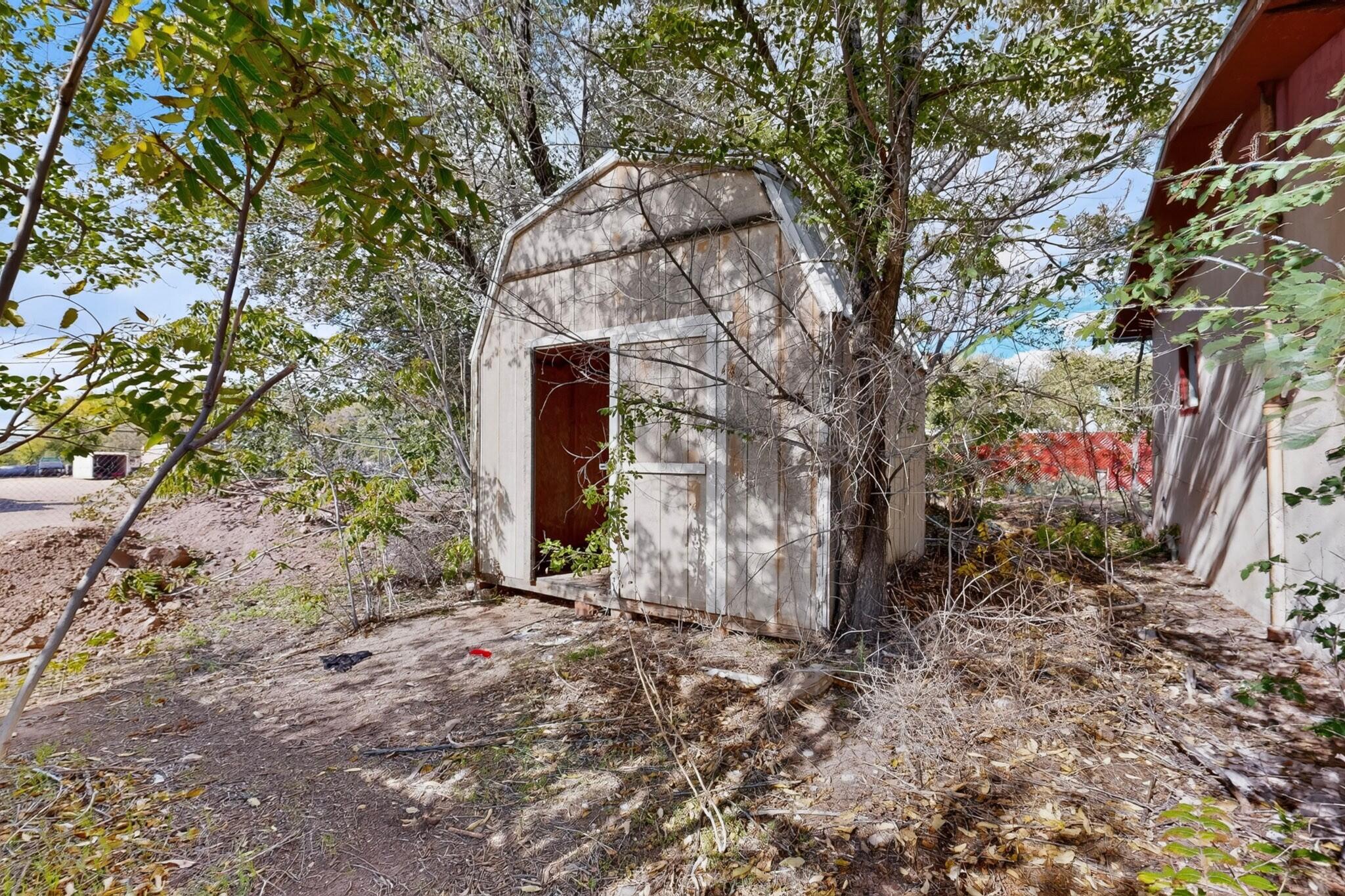 35 Llanito Road