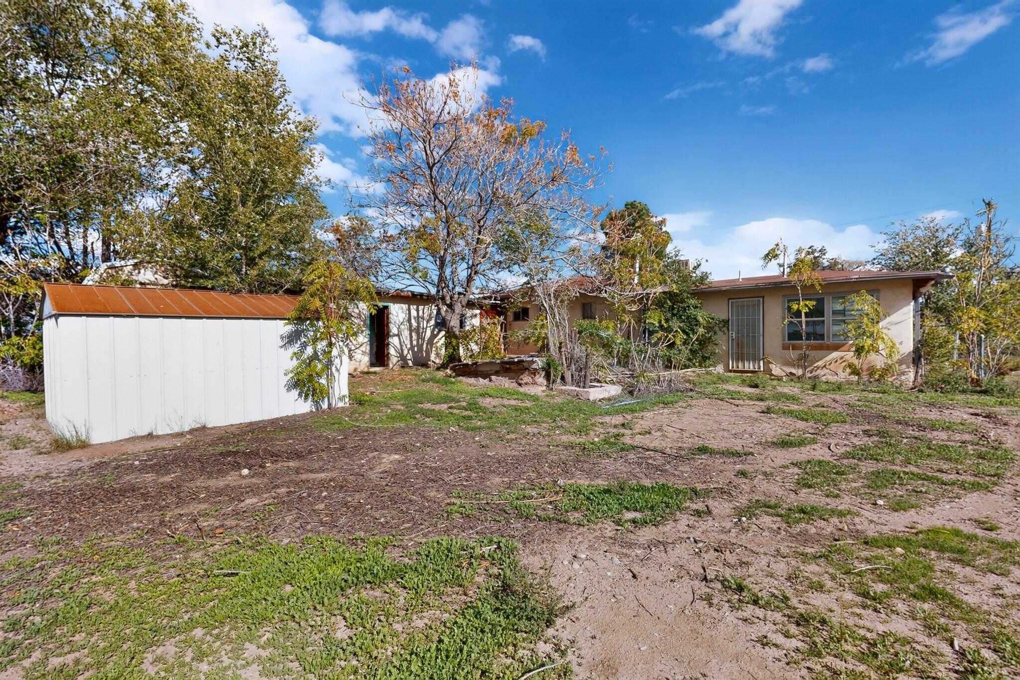 35 Llanito Road
