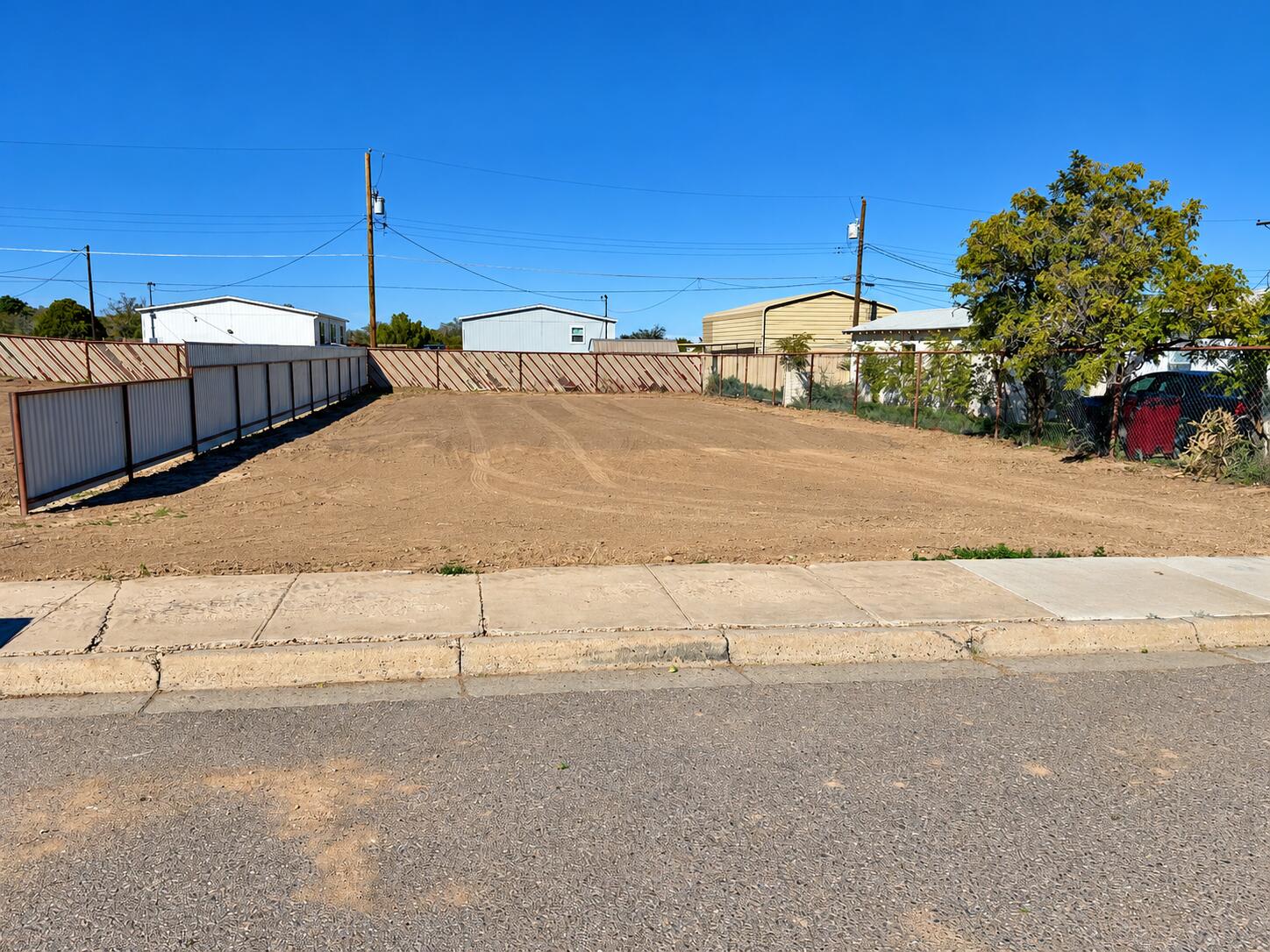 1128 W Castillo Avenue