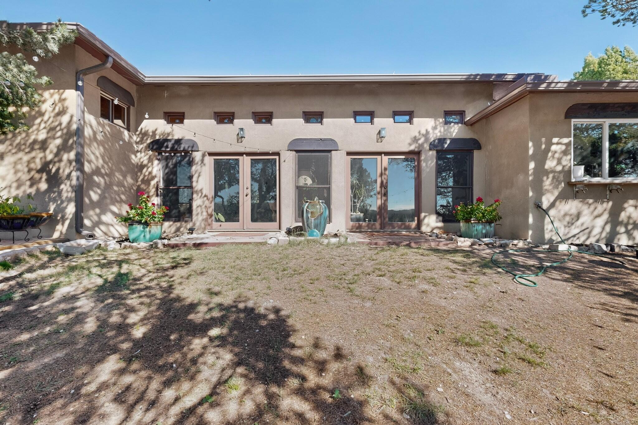 55 Upper Juan Tomas Road