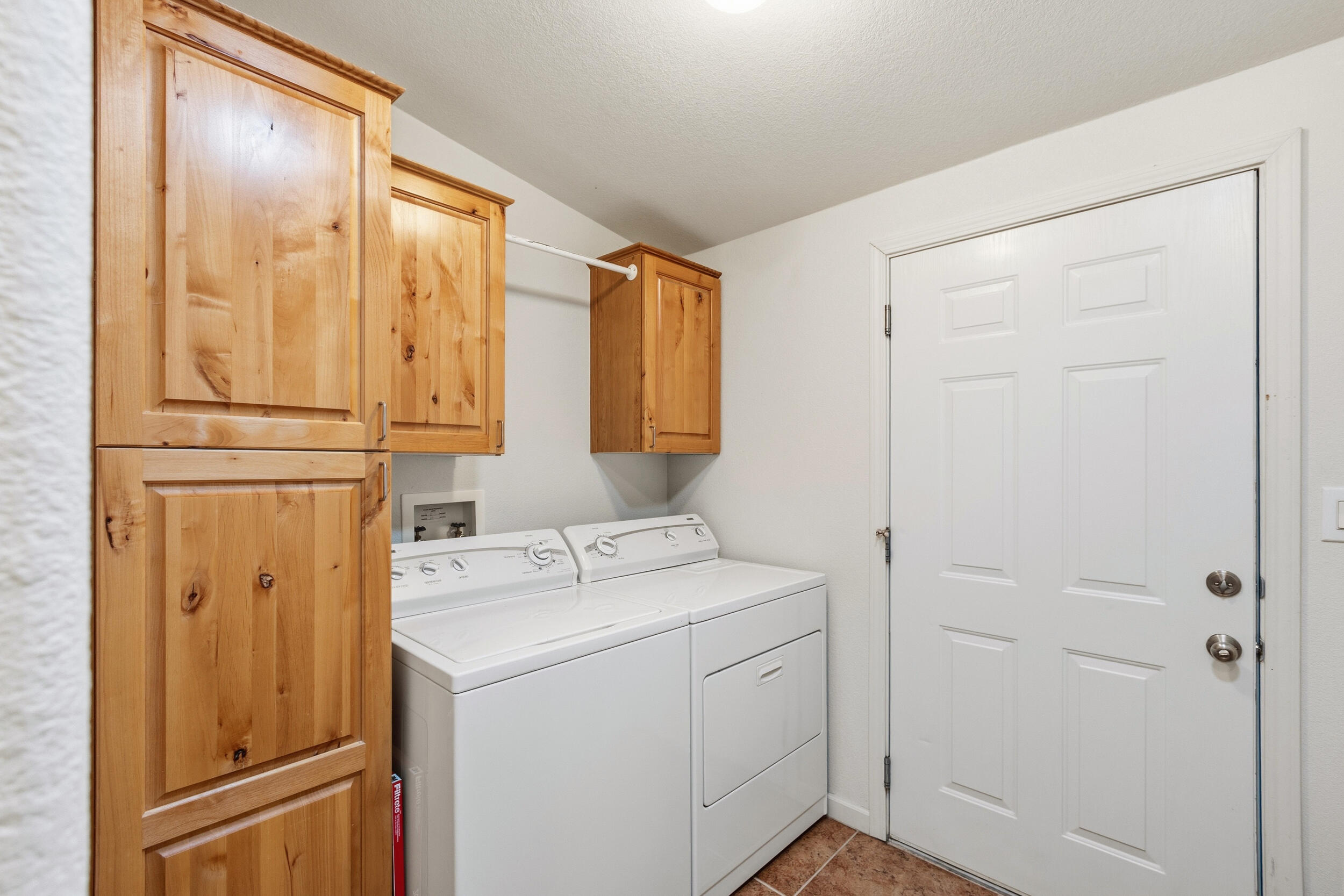 336 Sunrise Bluffs Drive