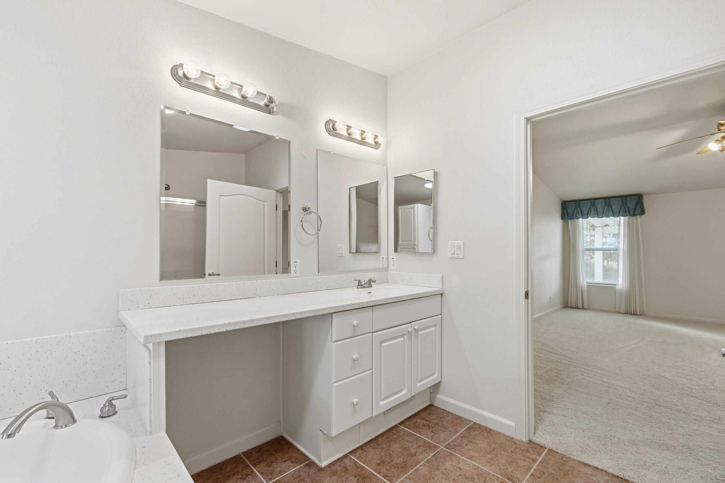 336 Sunrise Bluffs Drive