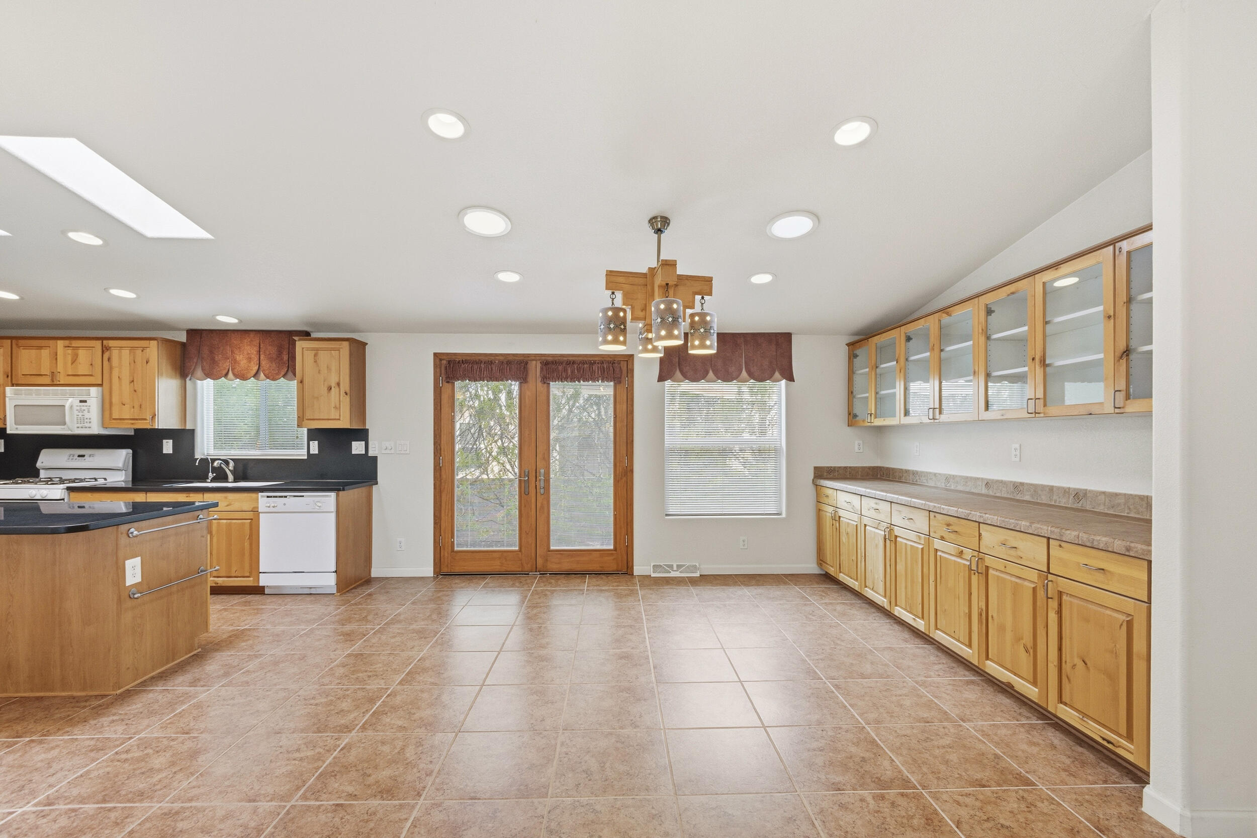 336 Sunrise Bluffs Drive