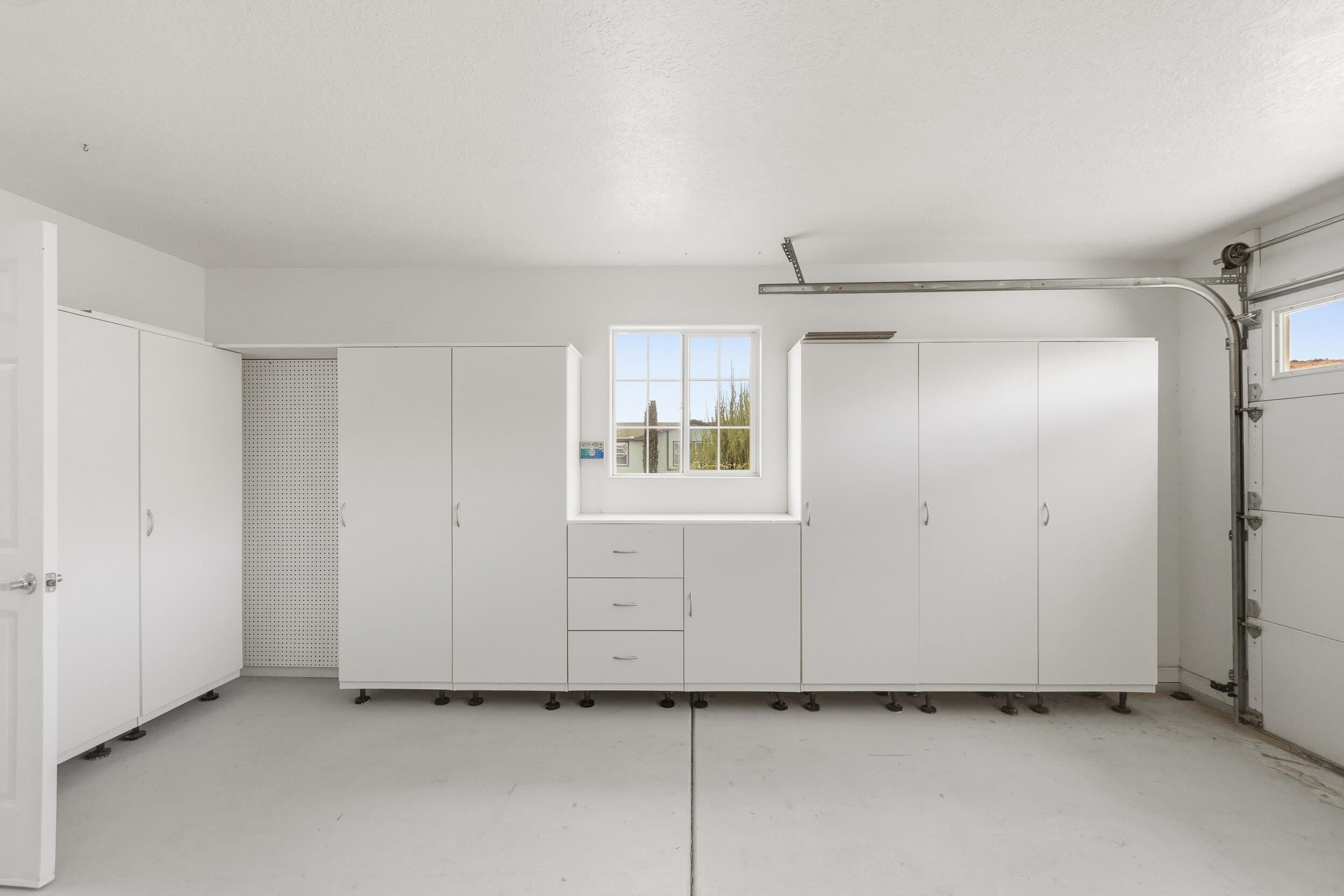 336 Sunrise Bluffs Drive