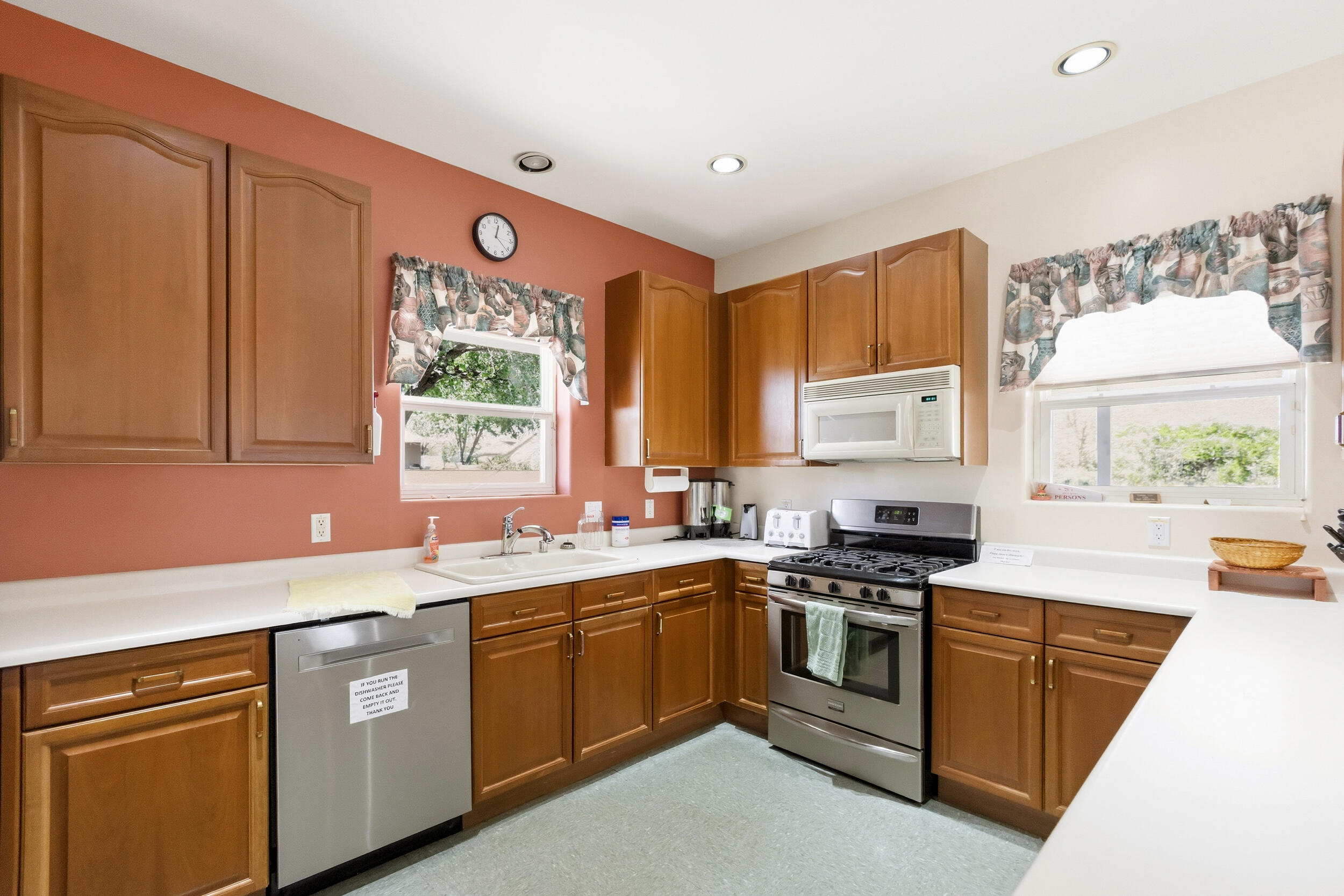336 Sunrise Bluffs Drive