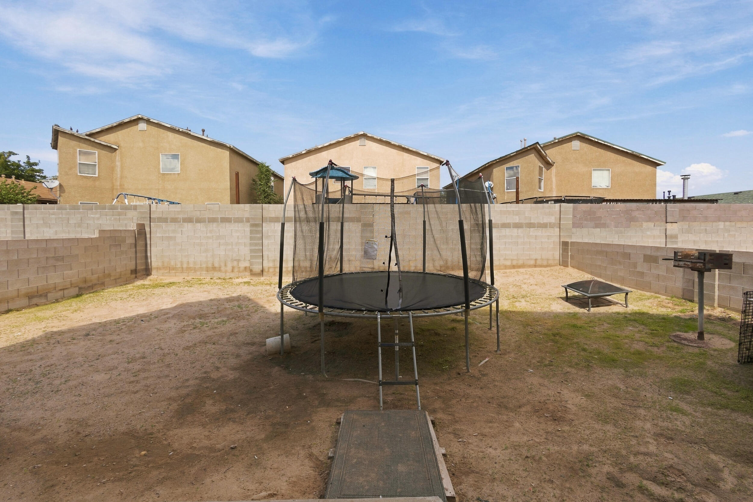 10143 High Range Road SW