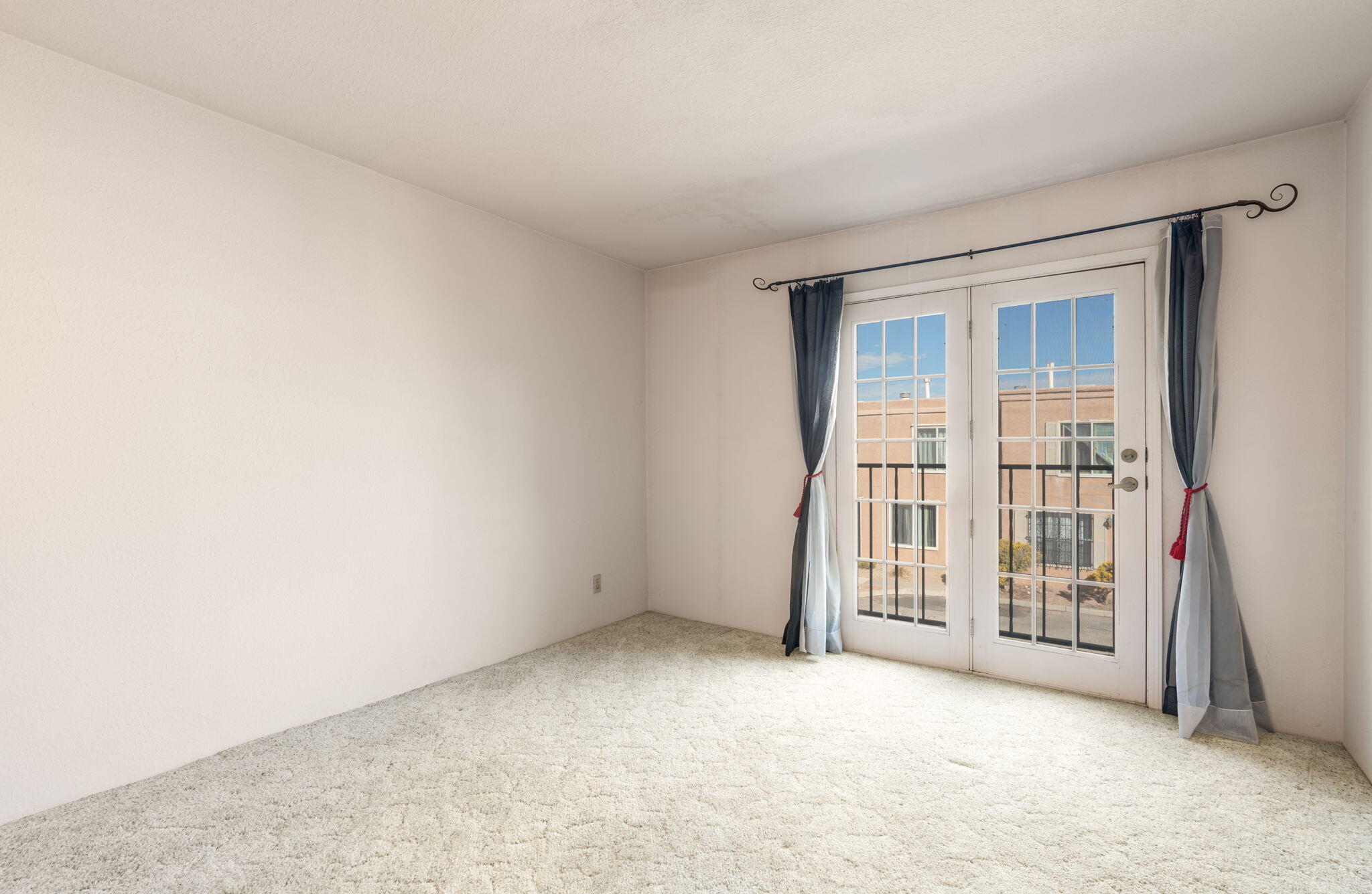 3301 Monroe Street NE UNIT L125