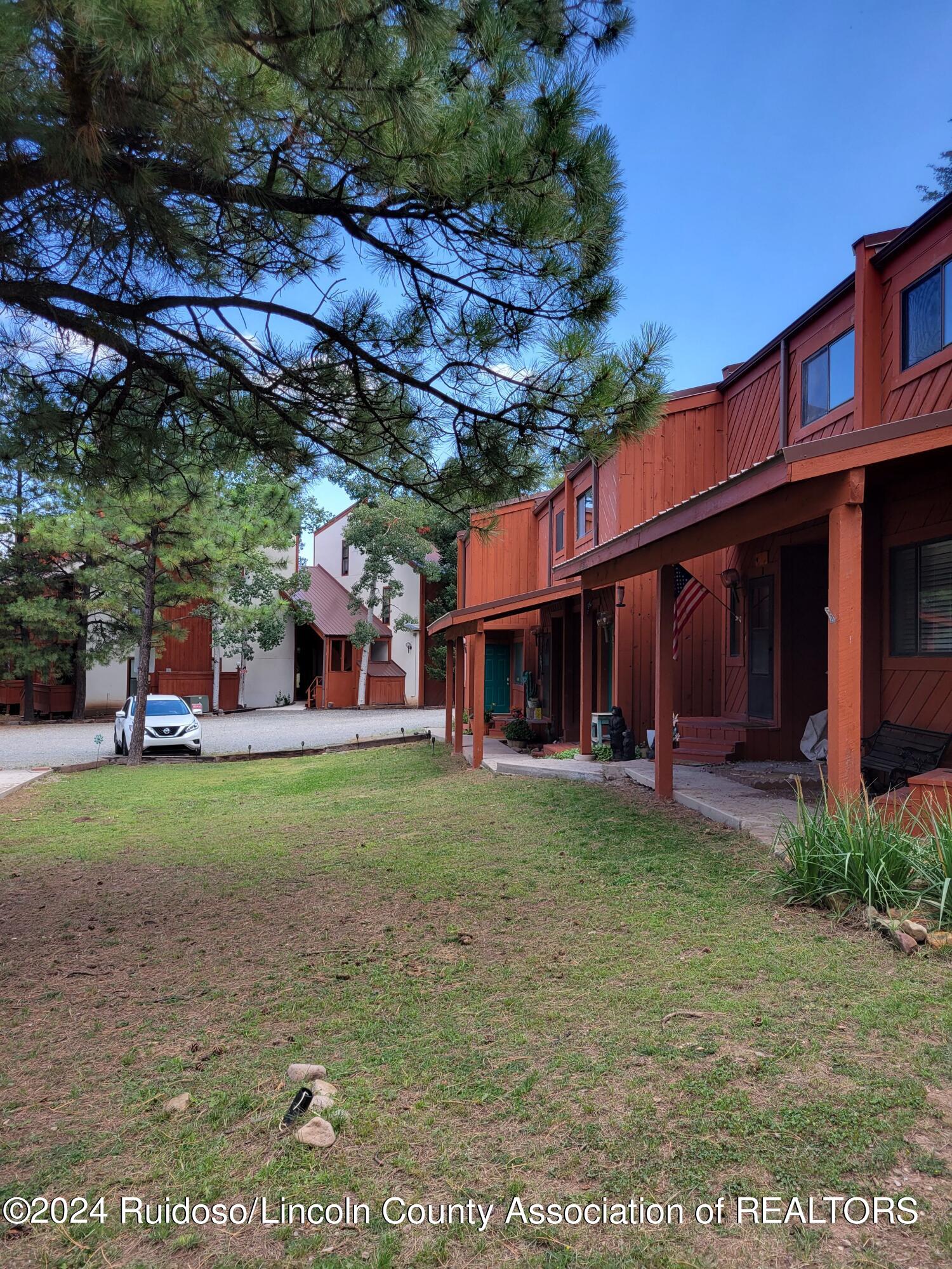 175 Ski Run Road, 306