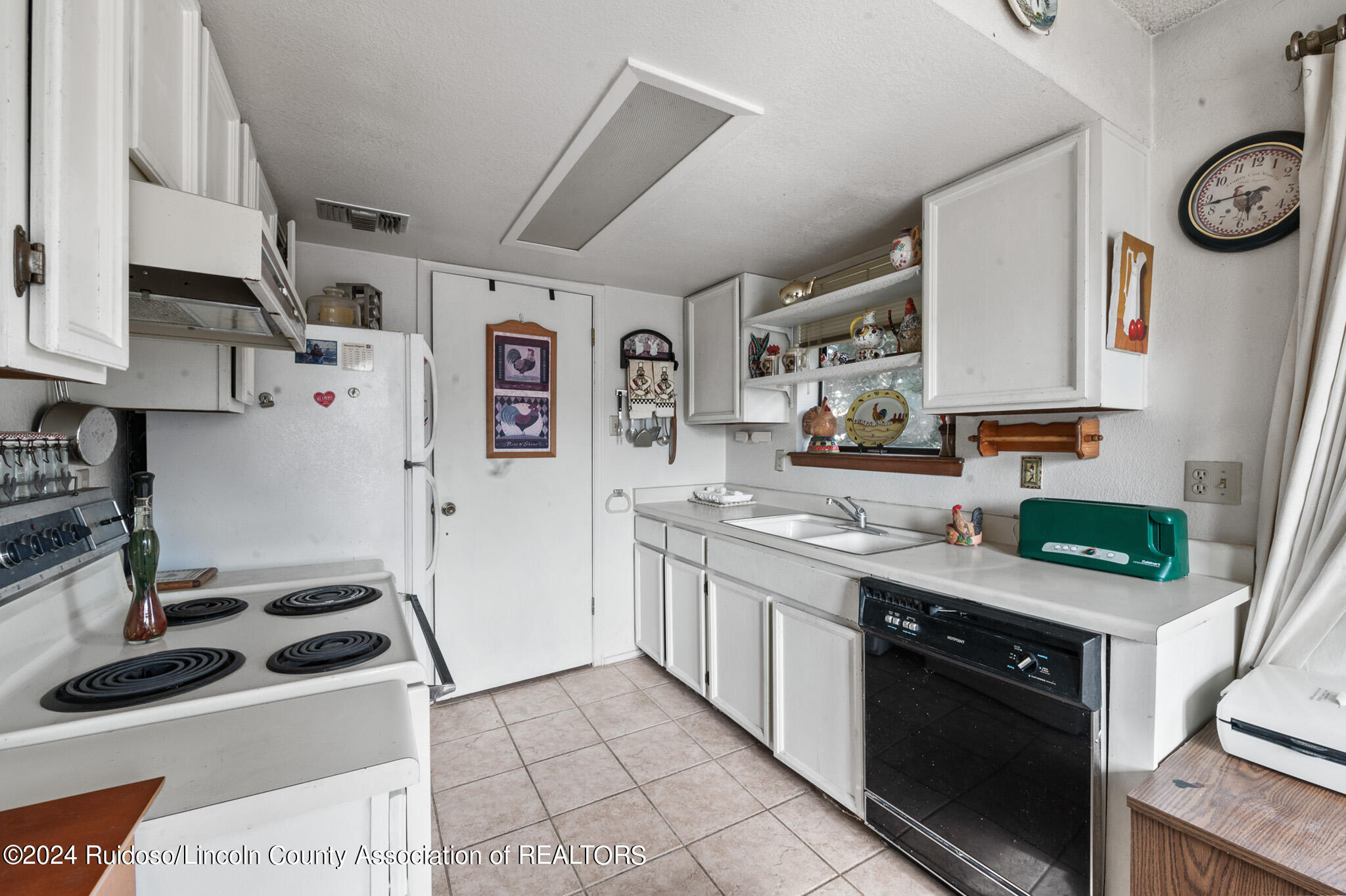 109 N Eagle Drive, 8