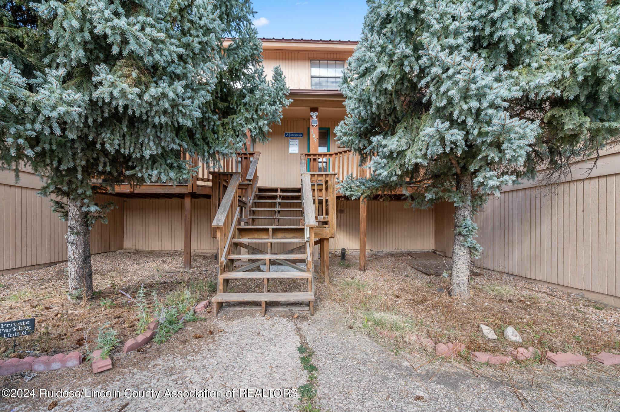 109 N Eagle Drive, 8