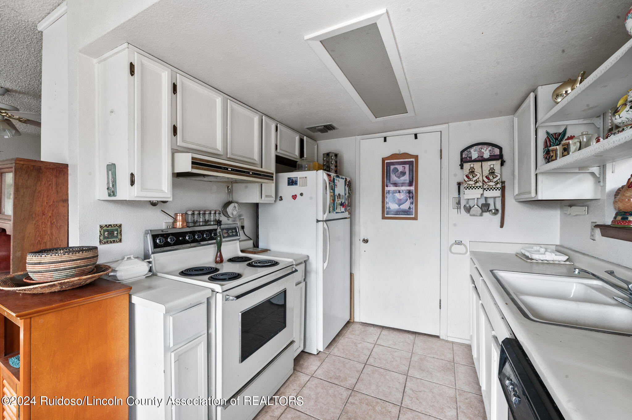 109 N Eagle Drive, 8