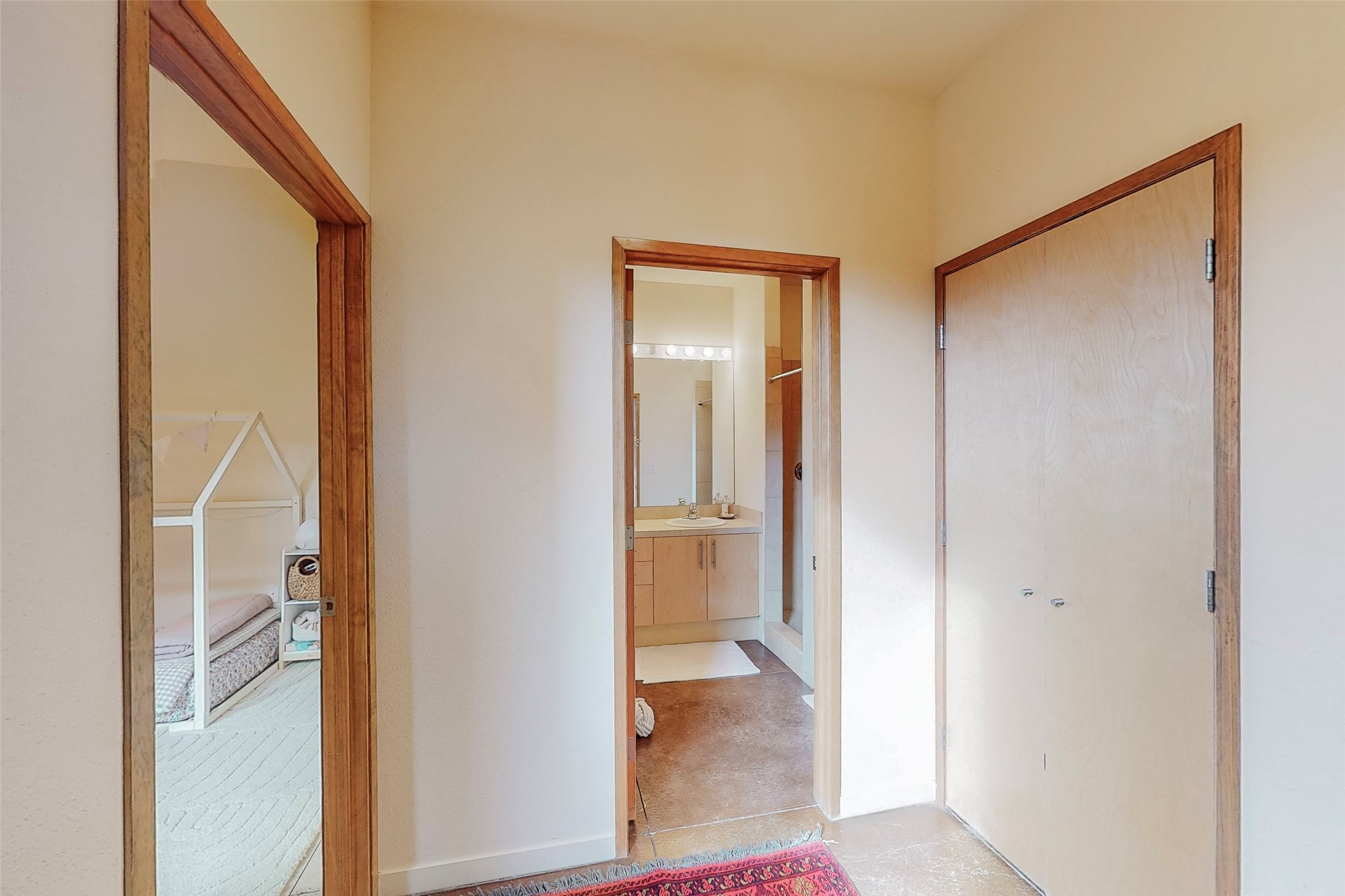 604 Avenida Villa Hermosa Unit: 102