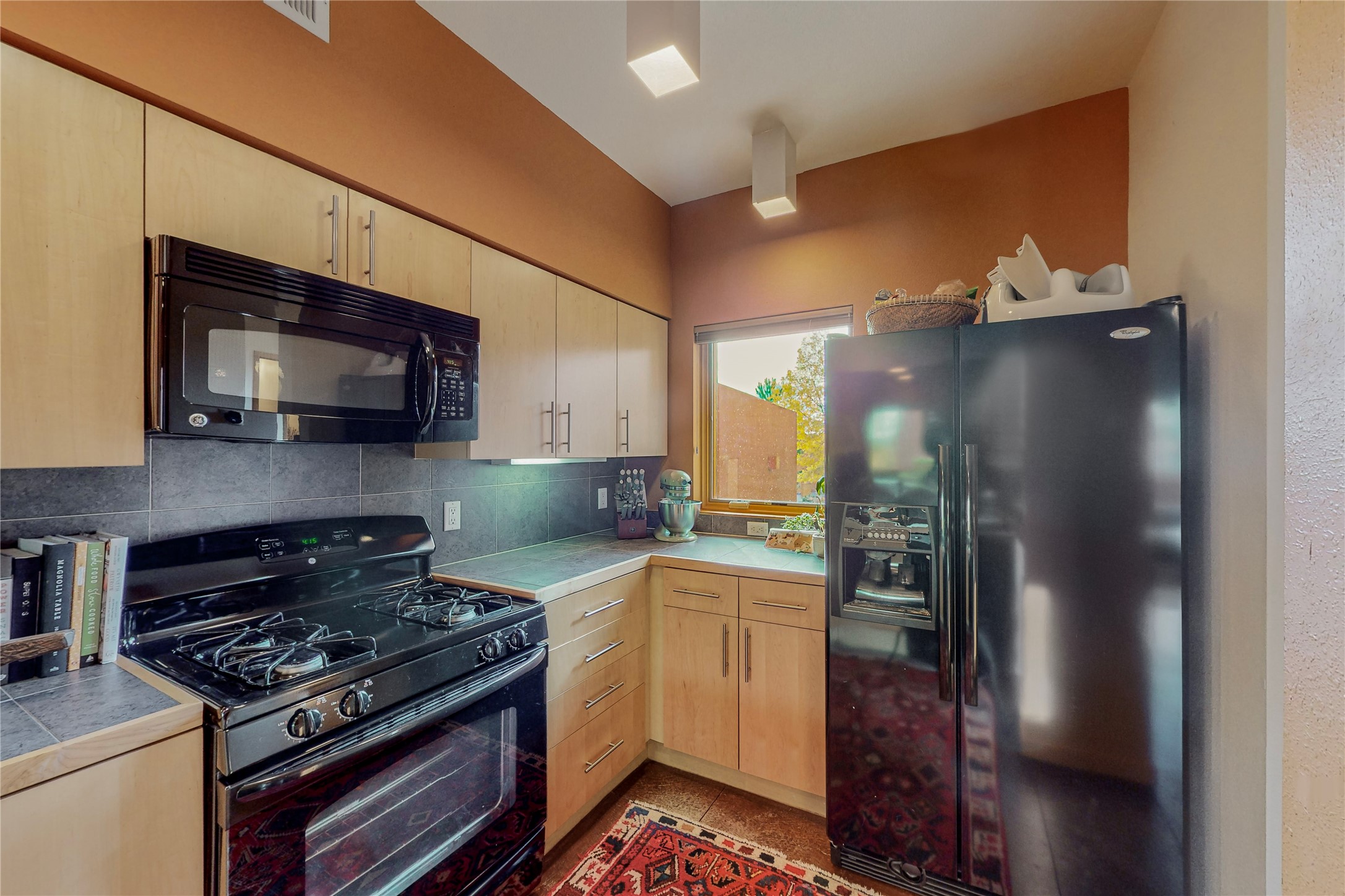 604 Avenida Villa Hermosa Unit: 102
